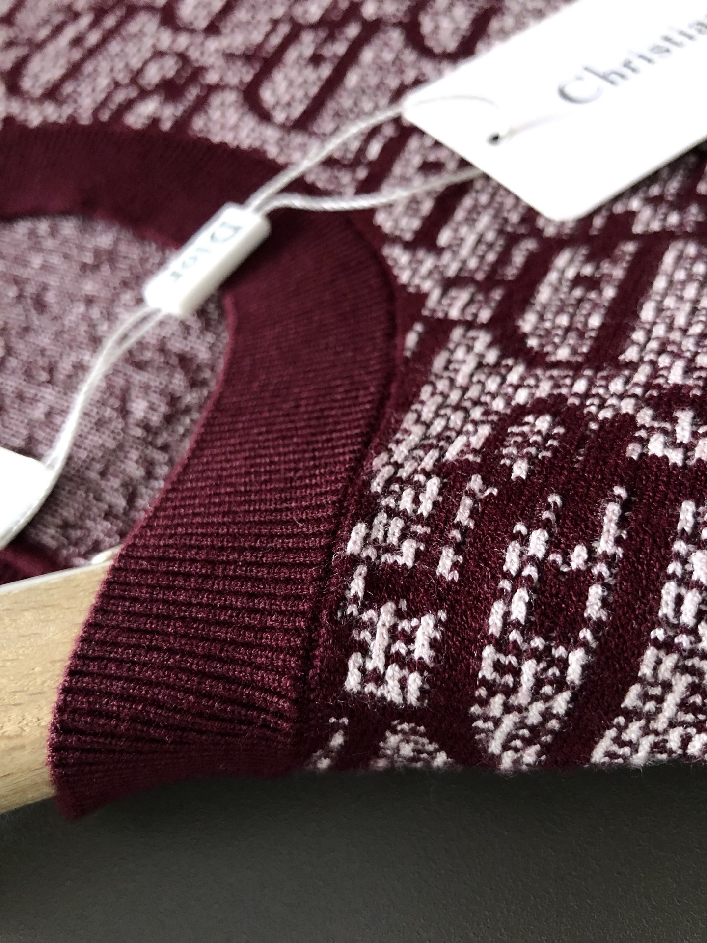 Dir*合身版型M-XXXL2025秋冬提花渐变羊毛短袖，精致工艺专柜面料，顶级元素融合打造，经典短袖3