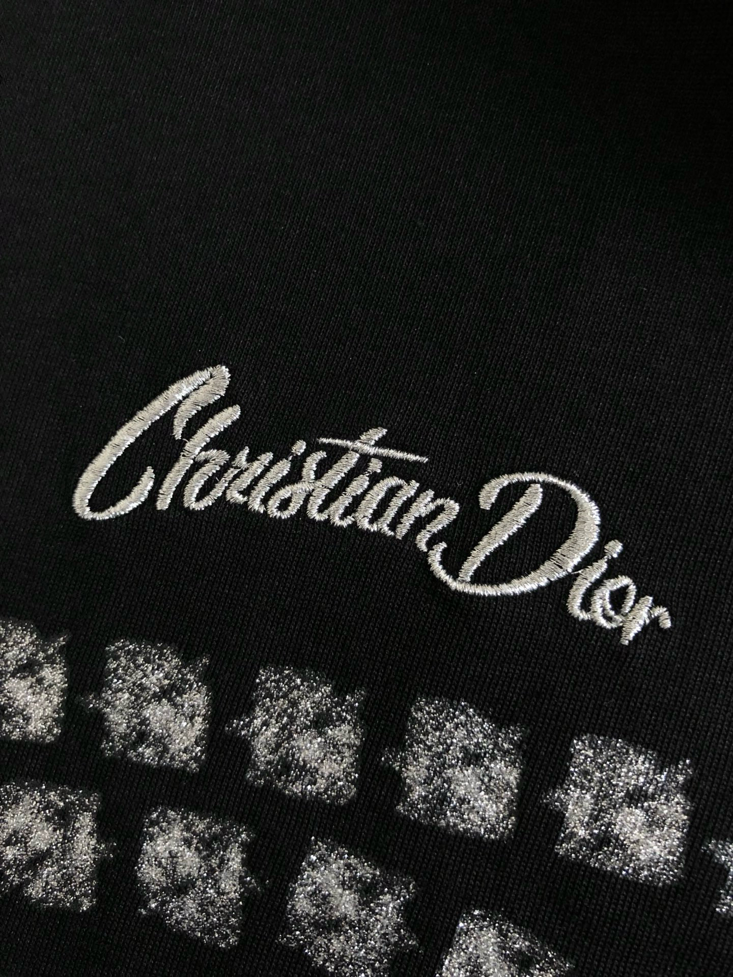 Dir*合身版型S-Xl2025秋款顶级进口私货，高端字母刺绣潮牌短袖，专柜款时尚不失奢华 品质毋庸置疑