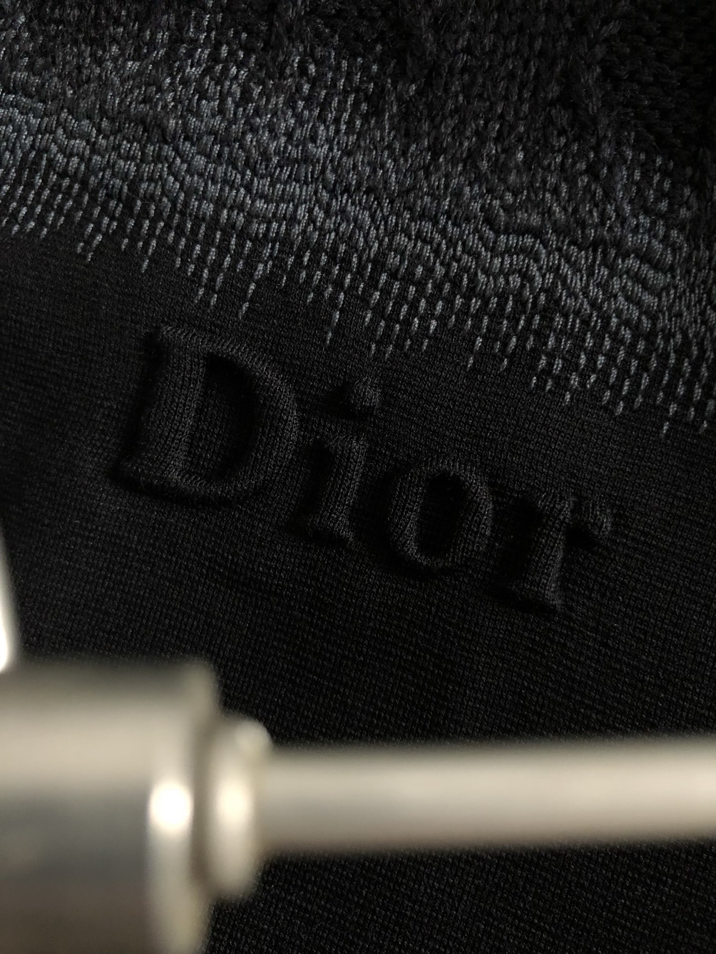 Dir**合身版型M-XXXL25秋冬最顶级线绣字母压花针织拼接立领马甲，顶级工艺针织面料融合金属五金辅