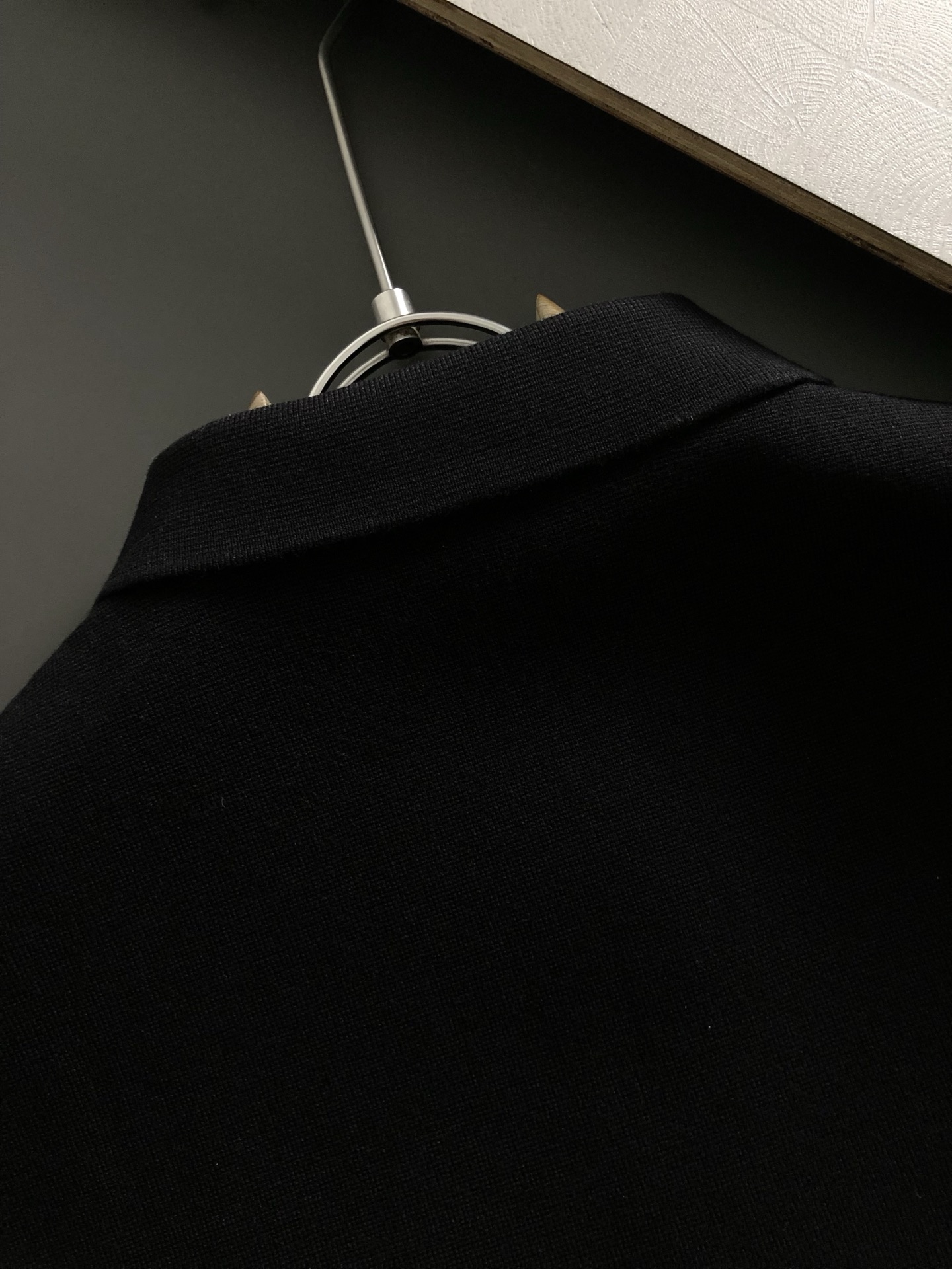 L牌*合身版型M-XXXL2025秋冬纯色百搭真皮拼接金属辅料羊毛外套，精致工艺专柜面料，顶级元素融合打