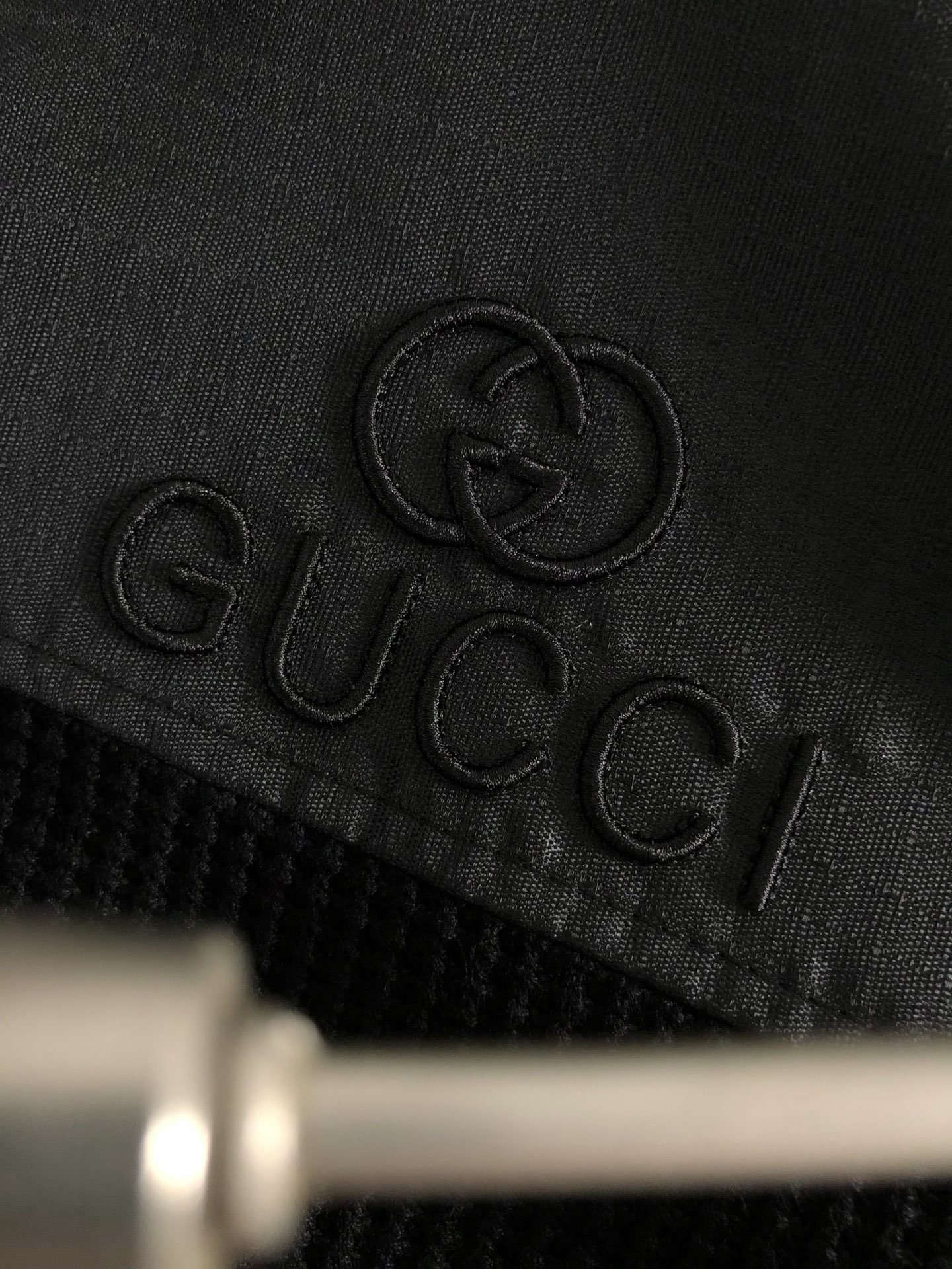 Gucc*合身版型M-XXXL2025秋冬字母刺绣拼接款针织羊毛外套，精致工艺专柜面料，顶级元素融合打造