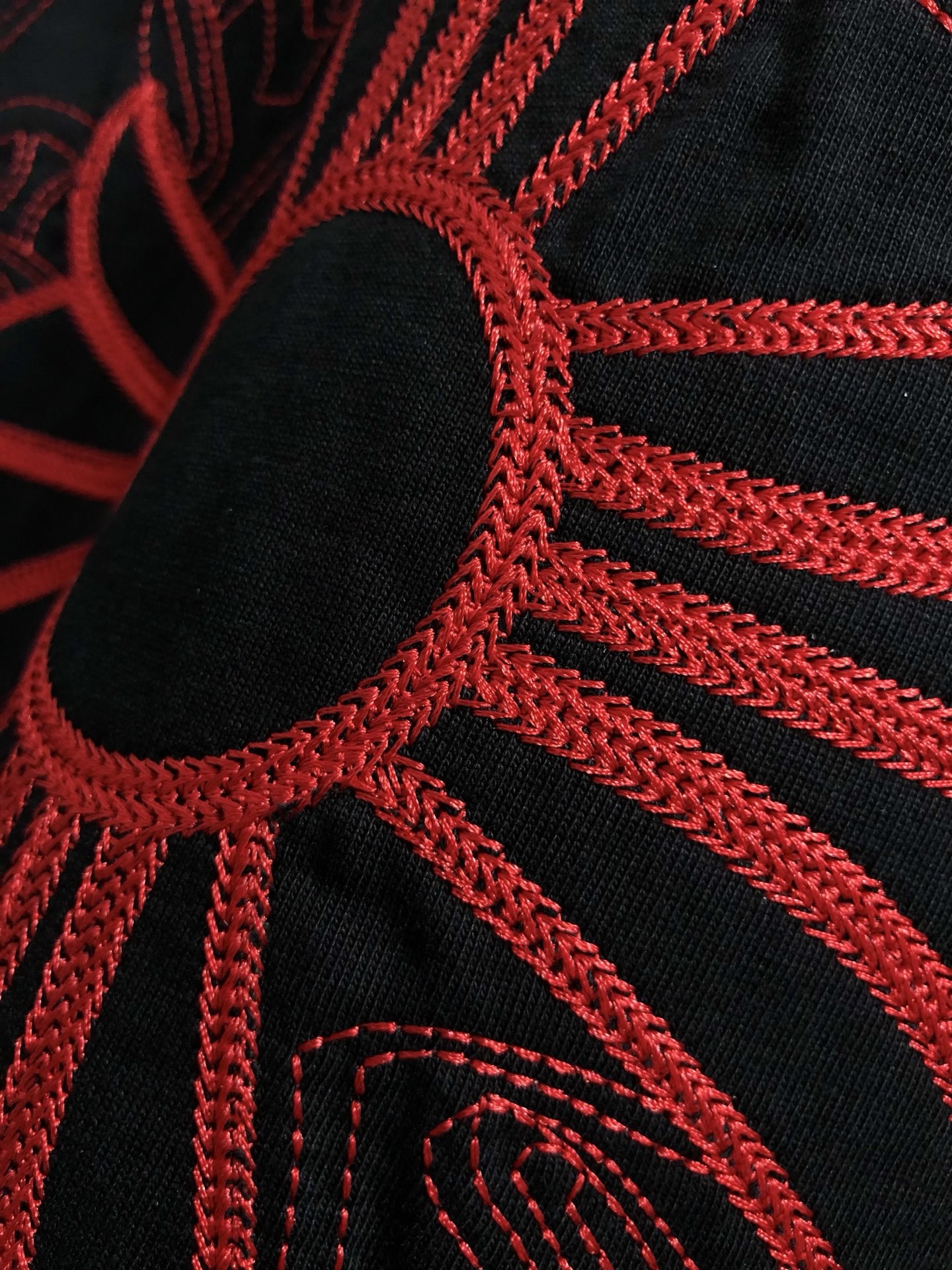 Ch*合身版型S-Xl25早春最新重工十字梵文刺绣前后幅对应logo 融合高工艺重磅短袖，高端品质专柜原