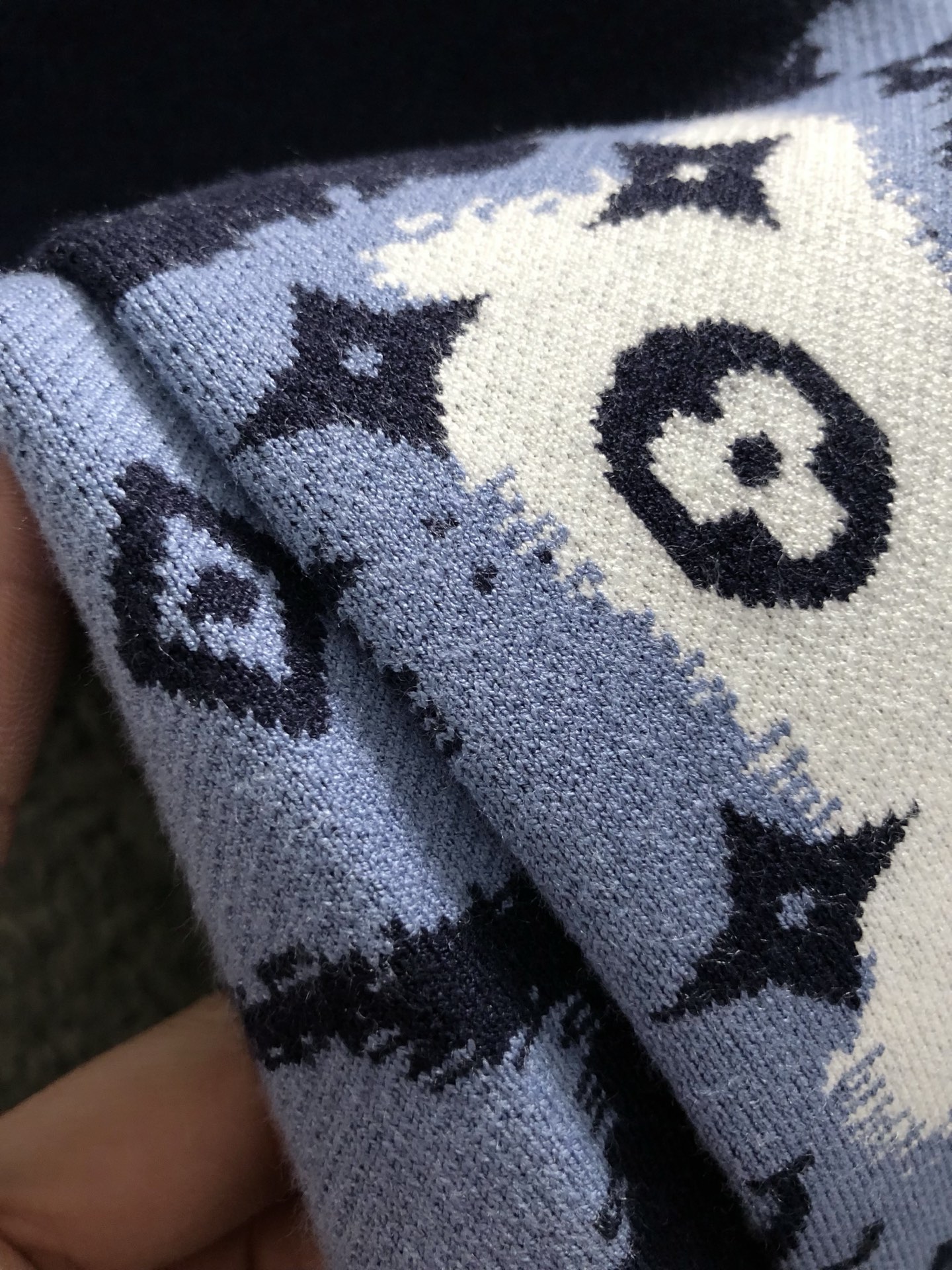 L牌 微宽版型 M-xxxl25新款潮牌迷彩提花针织羊毛夹克，专柜五金融合羊毛开衫外套，顶级工艺打造，休