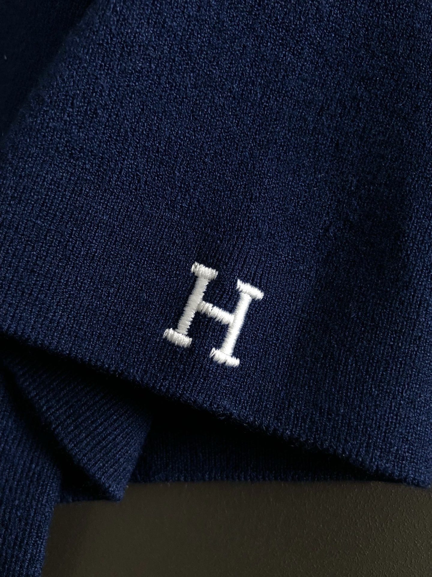 Hms*合身版型M-XXXL2025秋冬时尚双层领口线条款百搭羊毛短袖，精致工艺专柜面料，顶级元素融合打