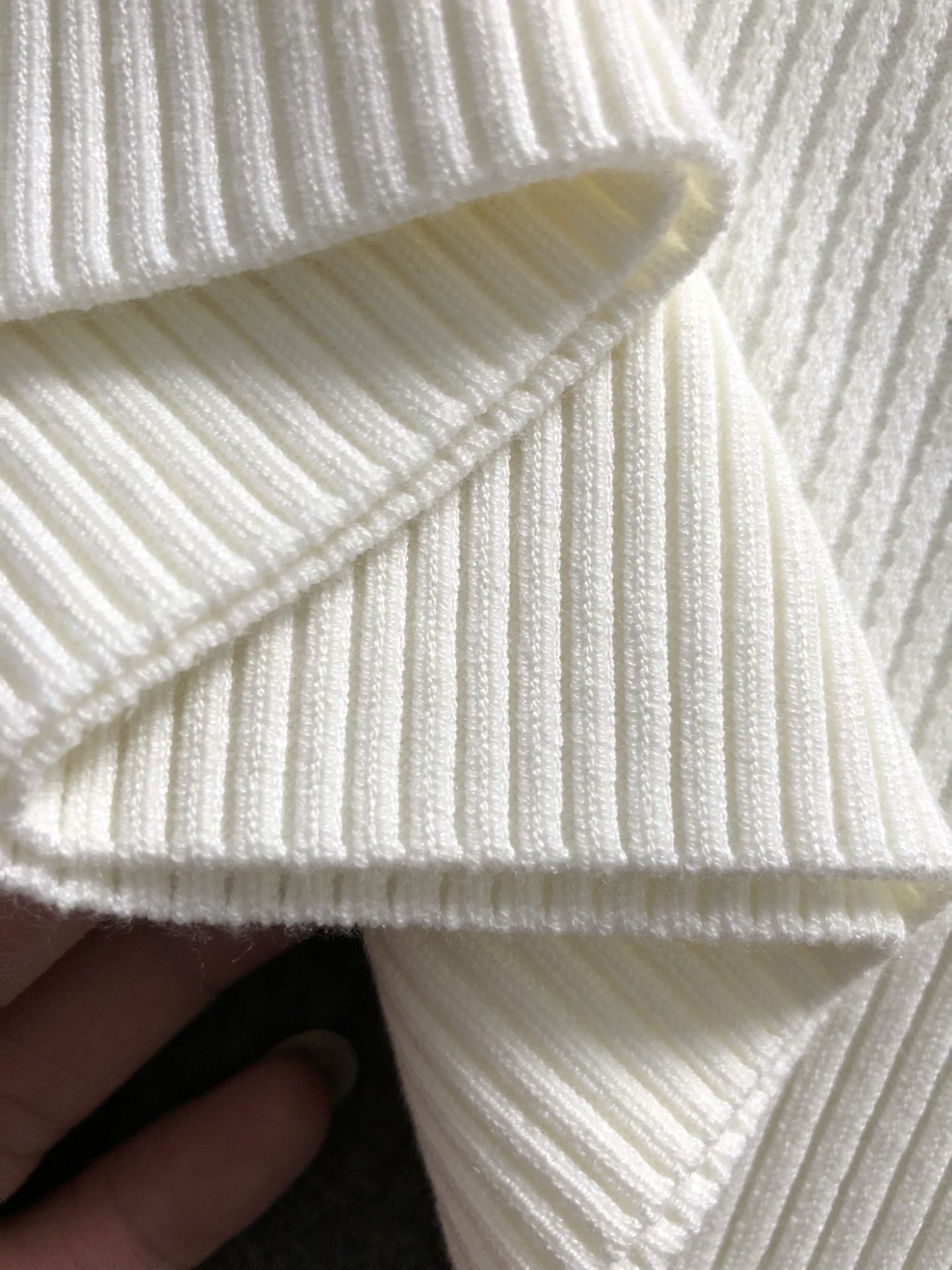 lP🆕*合身版型M-XXXL2025秋冬老钱风字母提花羊毛短袖，精致工艺专柜面料，顶级元素融合打造，经典