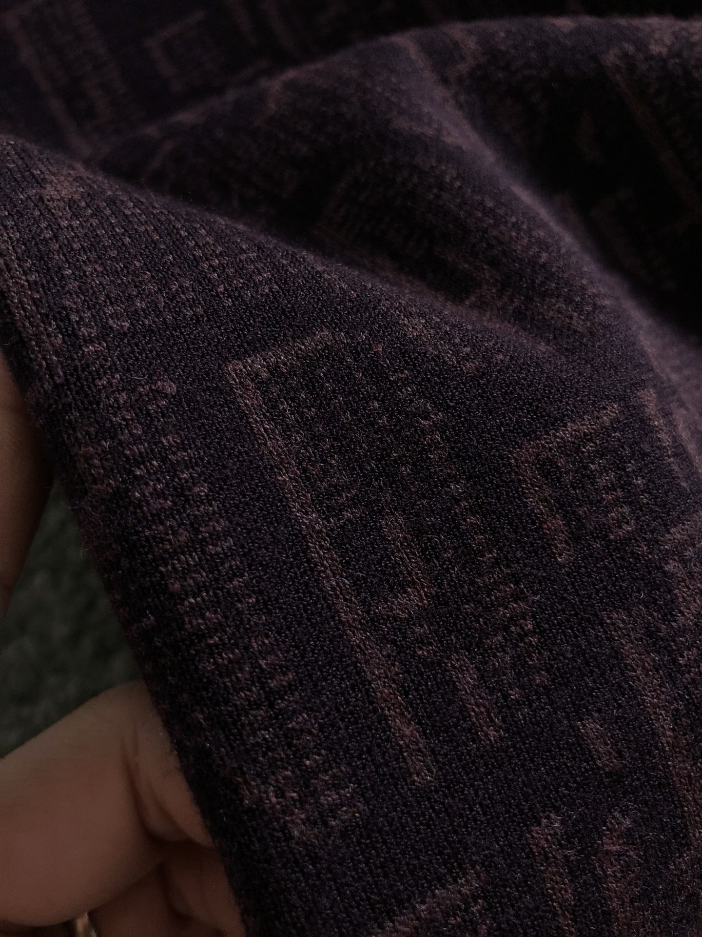 Dir*合身版型M-XXXL2025秋冬时尚咖色排列提花百搭羊毛短袖，精致工艺专柜面料，顶级元素融合打造