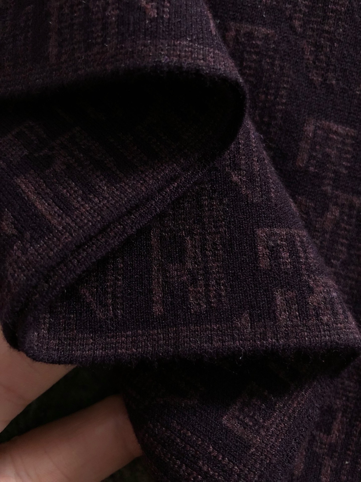 Dir*合身版型M-XXXL2025秋冬时尚咖色排列提花百搭羊毛短袖，精致工艺专柜面料，顶级元素融合打造