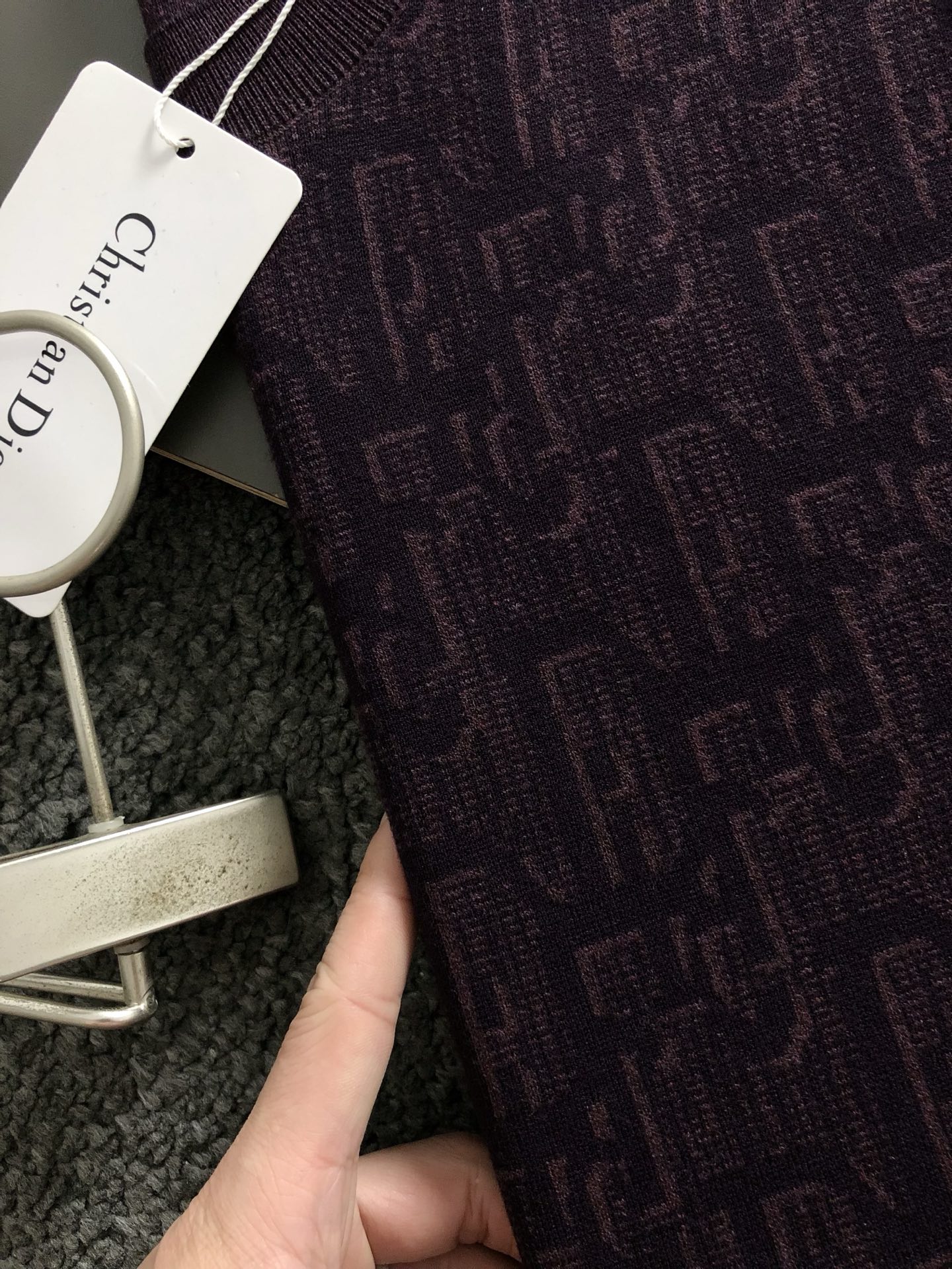 Dir*合身版型M-XXXL2025秋冬时尚咖色排列提花百搭羊毛短袖，精致工艺专柜面料，顶级元素融合打造