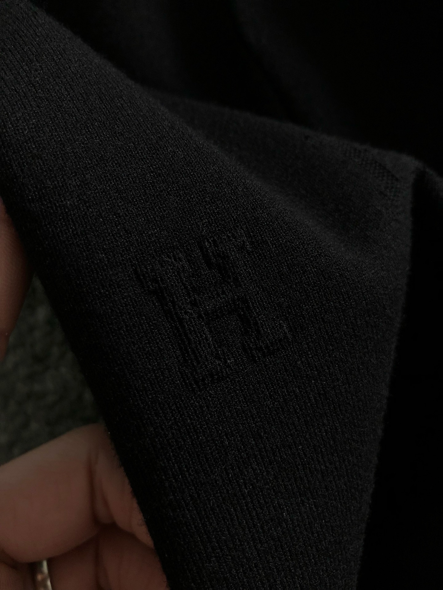 Hms*合身版型M-XXXL2025秋冬时尚字母H百搭羊毛短袖，精致工艺专柜面料，顶级元素融合打造，经典