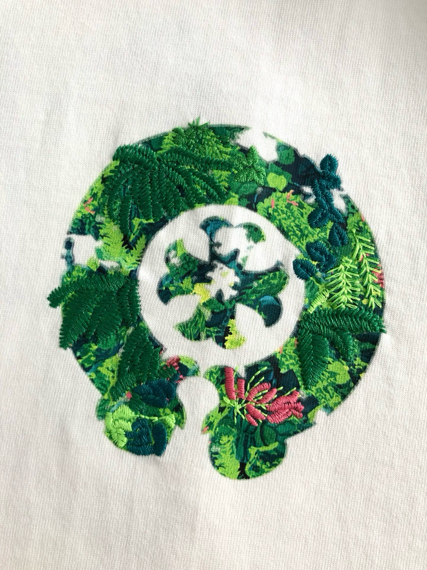 Ch*宽松版型S-Xl25秋冬320克重磅顶森林系重工工艺潮牌短袖，精致工艺专柜面料，顶级元素融合打造，