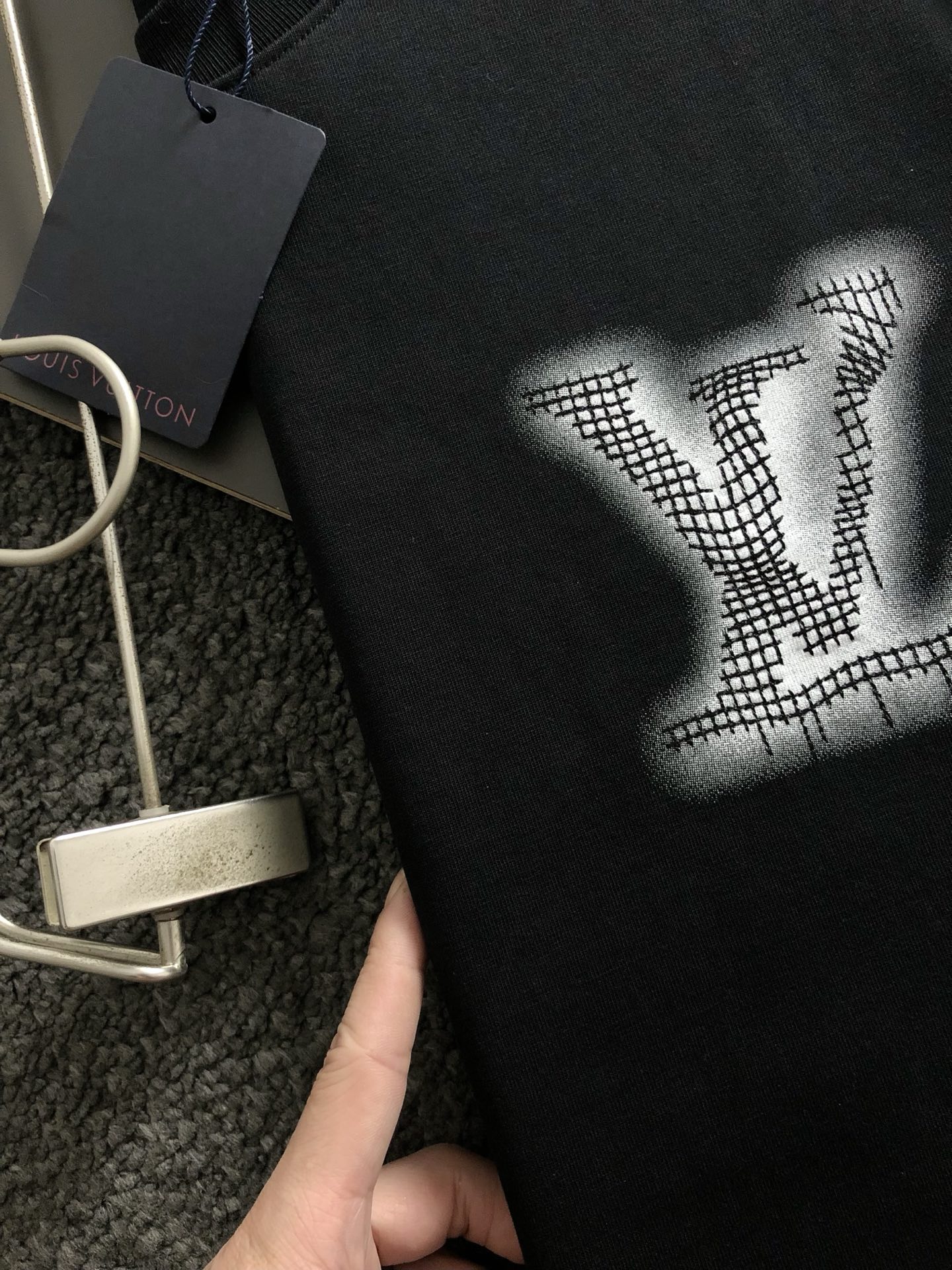 L牌*合身版型S-Xl25早春最新重工印花前后幅对应logo 融合高工艺重磅短袖，高端品质专柜原单圆领援