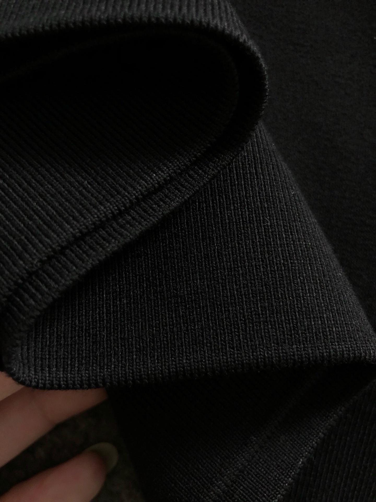 Mon*合身版型M-XXXL25秋冬最顶级线拼接口袋袖皮标套头卫衣，顶级时尚百搭款，进口面料，顶级高工艺