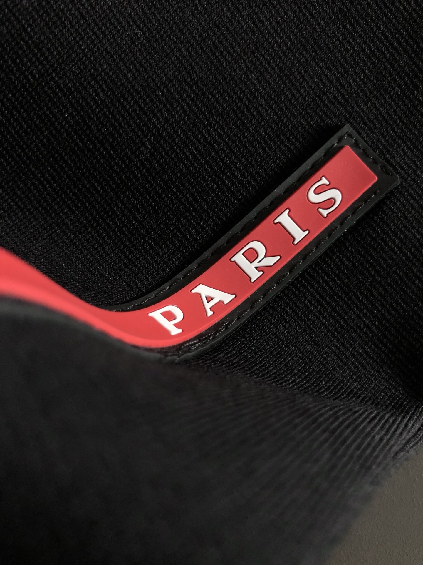 PRAD**合身版型M-XXXL25秋冬最顶级针织拼接金属三角标融合立领马甲，顶级工艺针织面料融合金属五