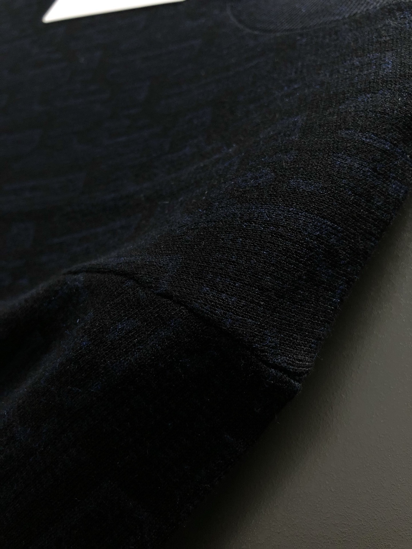 Dir*合身版型M-XXXL2025秋冬时尚咖色排列提花百搭羊毛短袖，精致工艺专柜面料，顶级元素融合打造