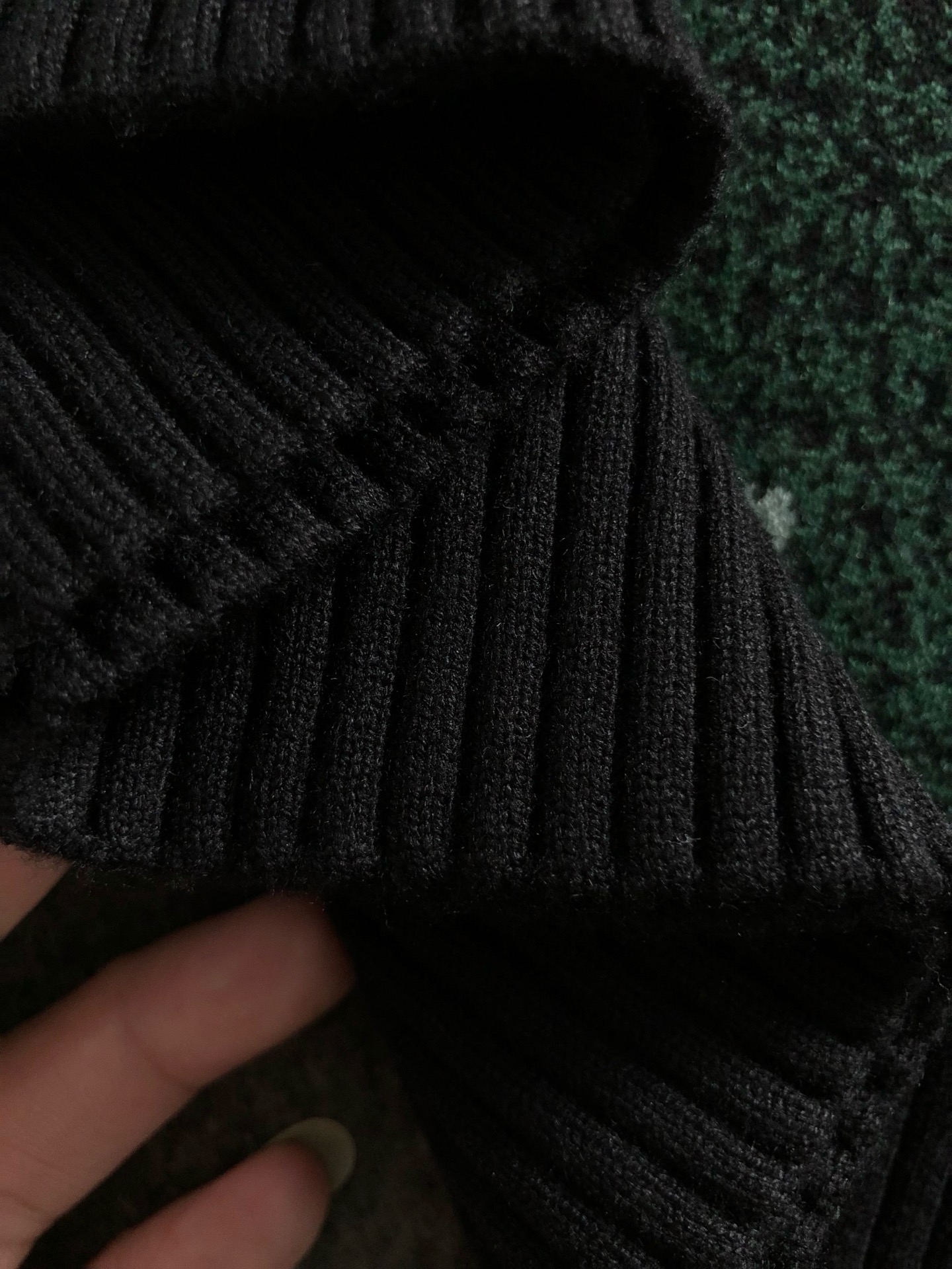 L牌*合身版型M-XXXL2025秋冬新款提花圆领羊毛针织衫，精致工艺专柜面料，顶级元素融合打造，3标齐