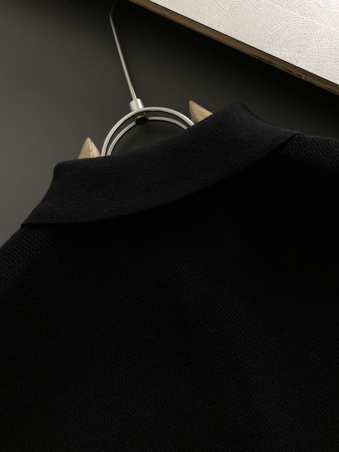 Gucc*合身版型M-XXXL2025秋冬新款红绿提花字母解构套头翻领针织衫，精致工艺专柜面料，顶级元素