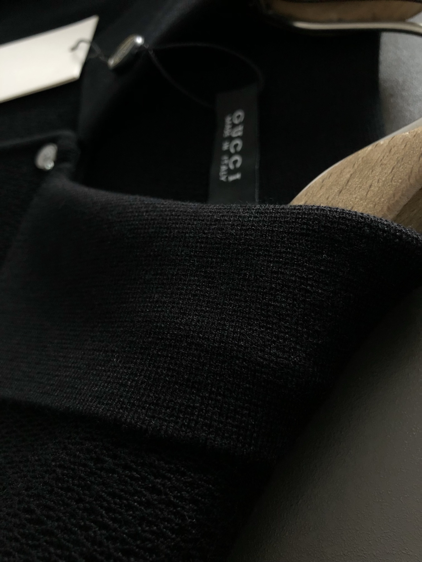 Gucc*合身版型M-XXXL2025秋冬新款红绿提花字母解构套头翻领针织衫，精致工艺专柜面料，顶级元素