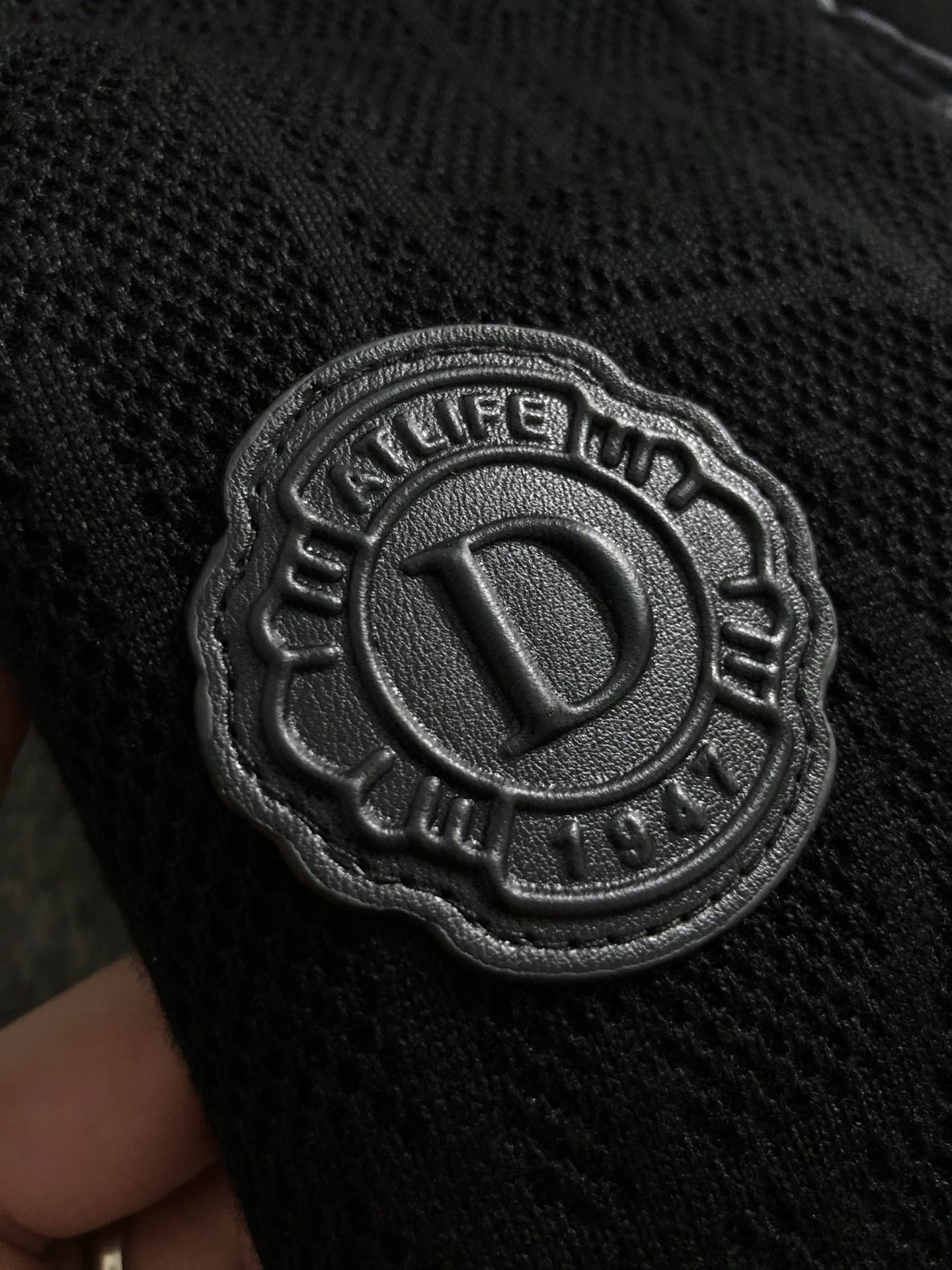 Dir**合身版型M-XXXL25秋冬最顶字母皮标针织拼接立领马甲，顶级工艺针织面料融合金属五金辅料拉链