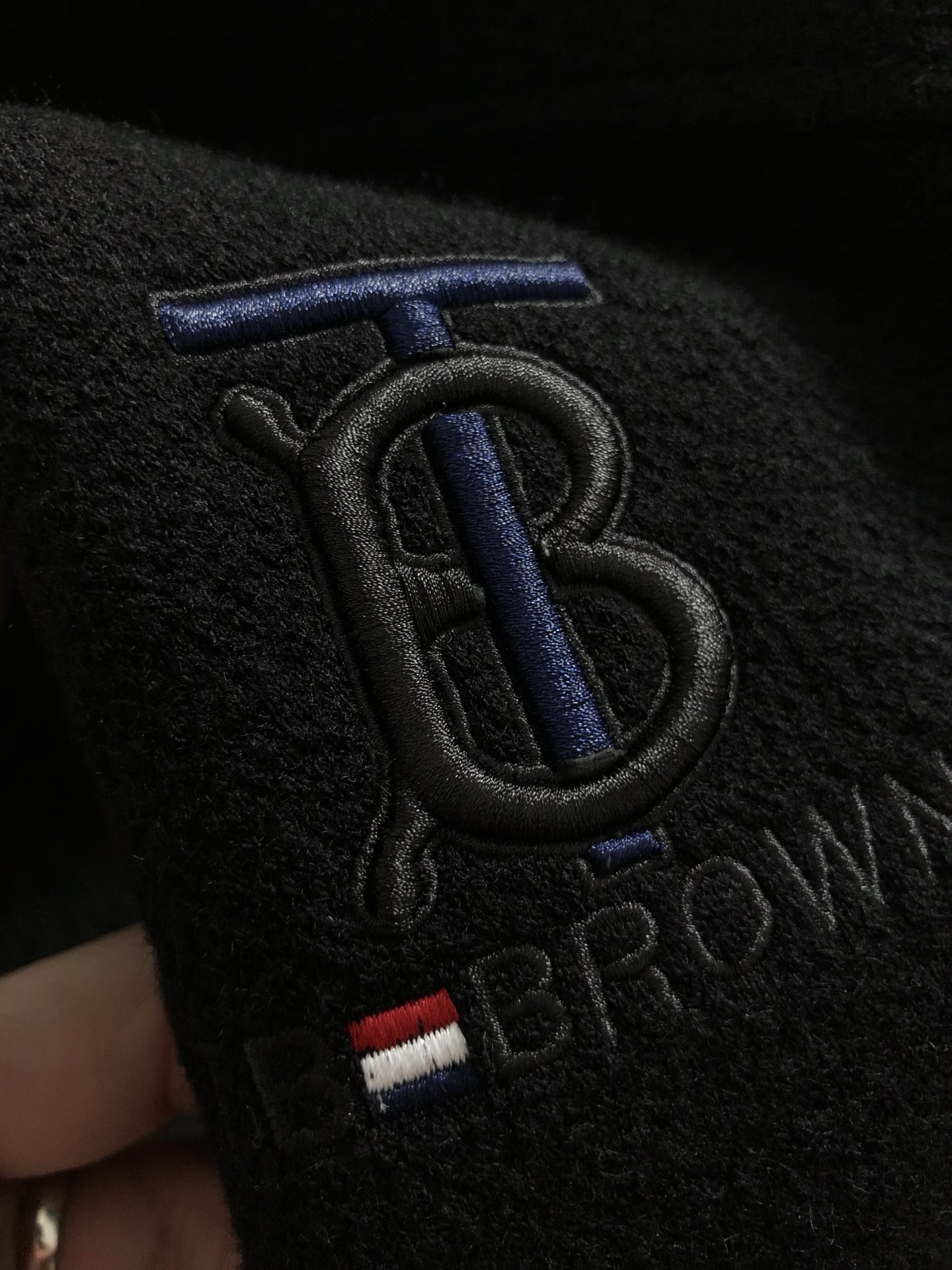 Tb**微宽版型M-XXXL25秋冬顶级黑色袖口提花字母刺绣logo立领外套，黑白双色商务简约工艺专柜面