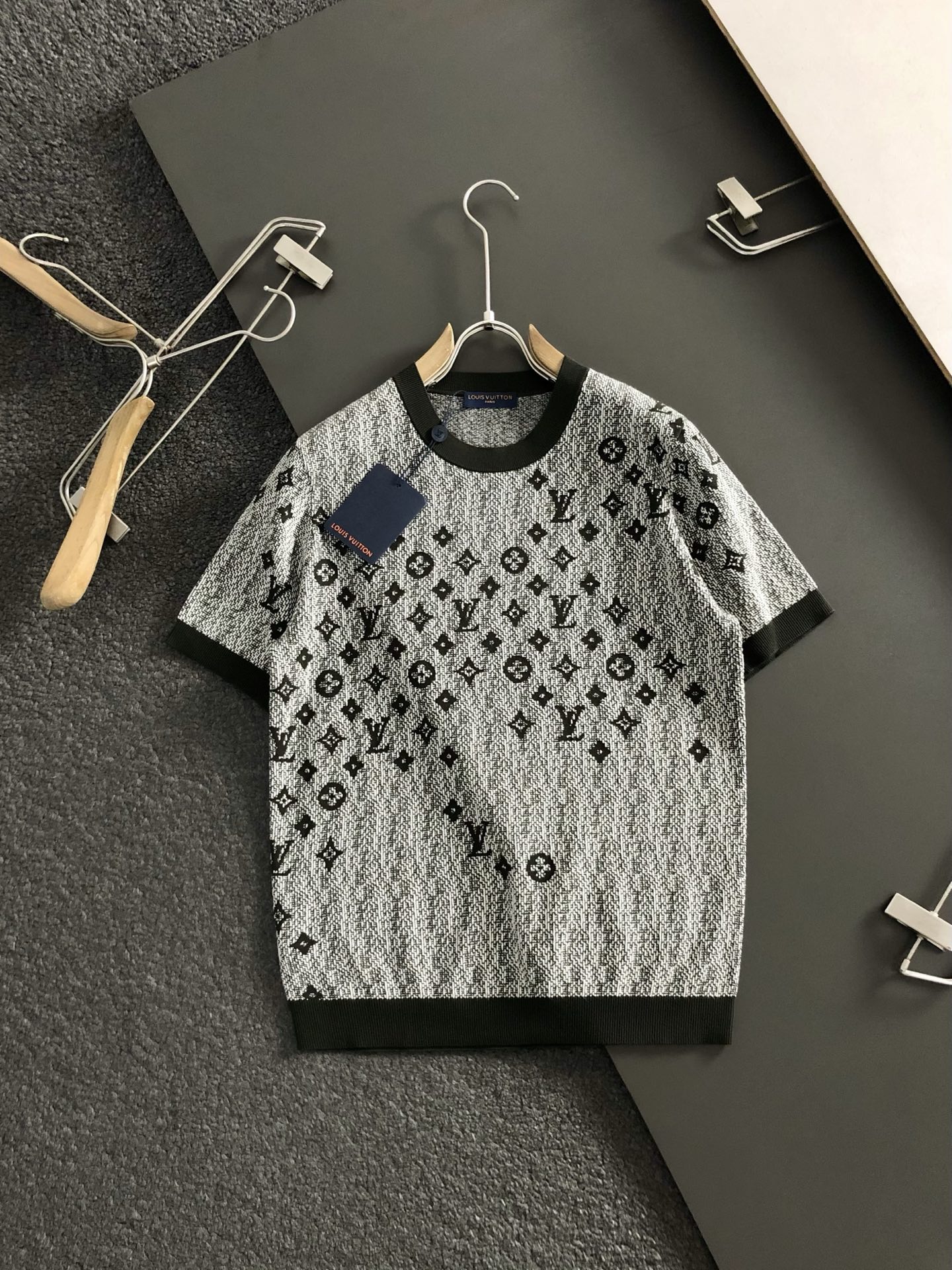 L🃏*合身版型M-XXXL2025秋冬立体提花羊毛短袖，精致工艺专柜面料，顶级元素融合打造，经典短袖3标