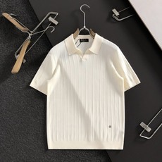 Loro Piana*尺码M-xxxl 属性 2026秋冬羊毛衫 成分 羊毛衫 意式简约风针织Polo,夏日轻熟男士的质 Loro Piana*尺码M-xxxl 属性 2026秋冬羊毛衫 成分 羊毛衫 意式简约风针织Polo,夏日轻熟男士的质