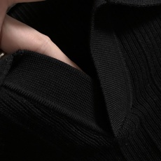 Loro Piana*尺码M-xxxl 属性 2026秋冬羊毛衫 成分 羊毛衫 意式简约风针织Polo,夏日轻熟男士的质 Loro Piana*尺码M-xxxl 属性 2026秋冬羊毛衫 成分 羊毛衫 意式简约风针织Polo,夏日轻熟男士的质