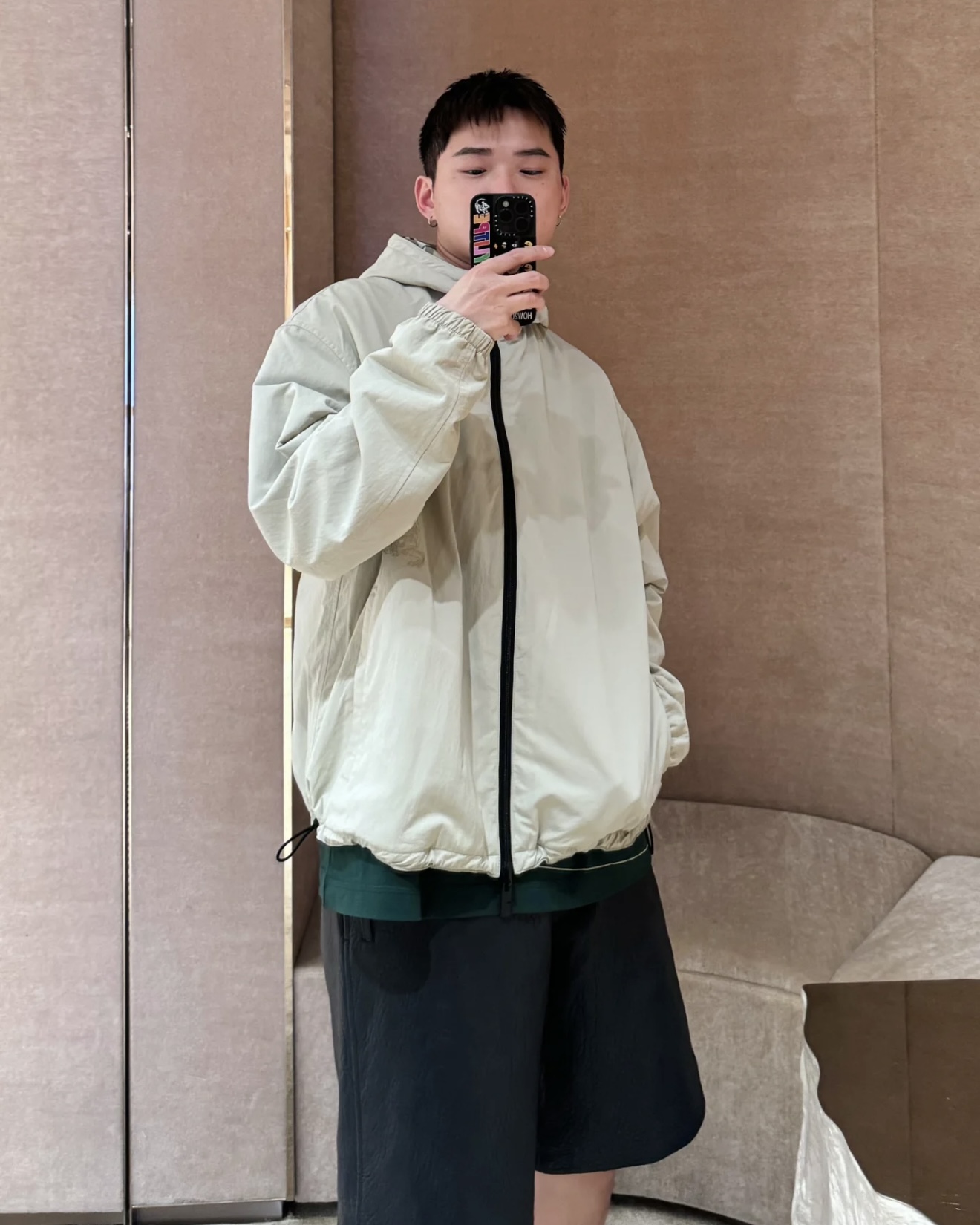 🅱️Bur新品 双面两穿格纹外套，男女同款双面穿格纹宽松版型，采用再生67%聚酯纤维纱线33%棉质制成的