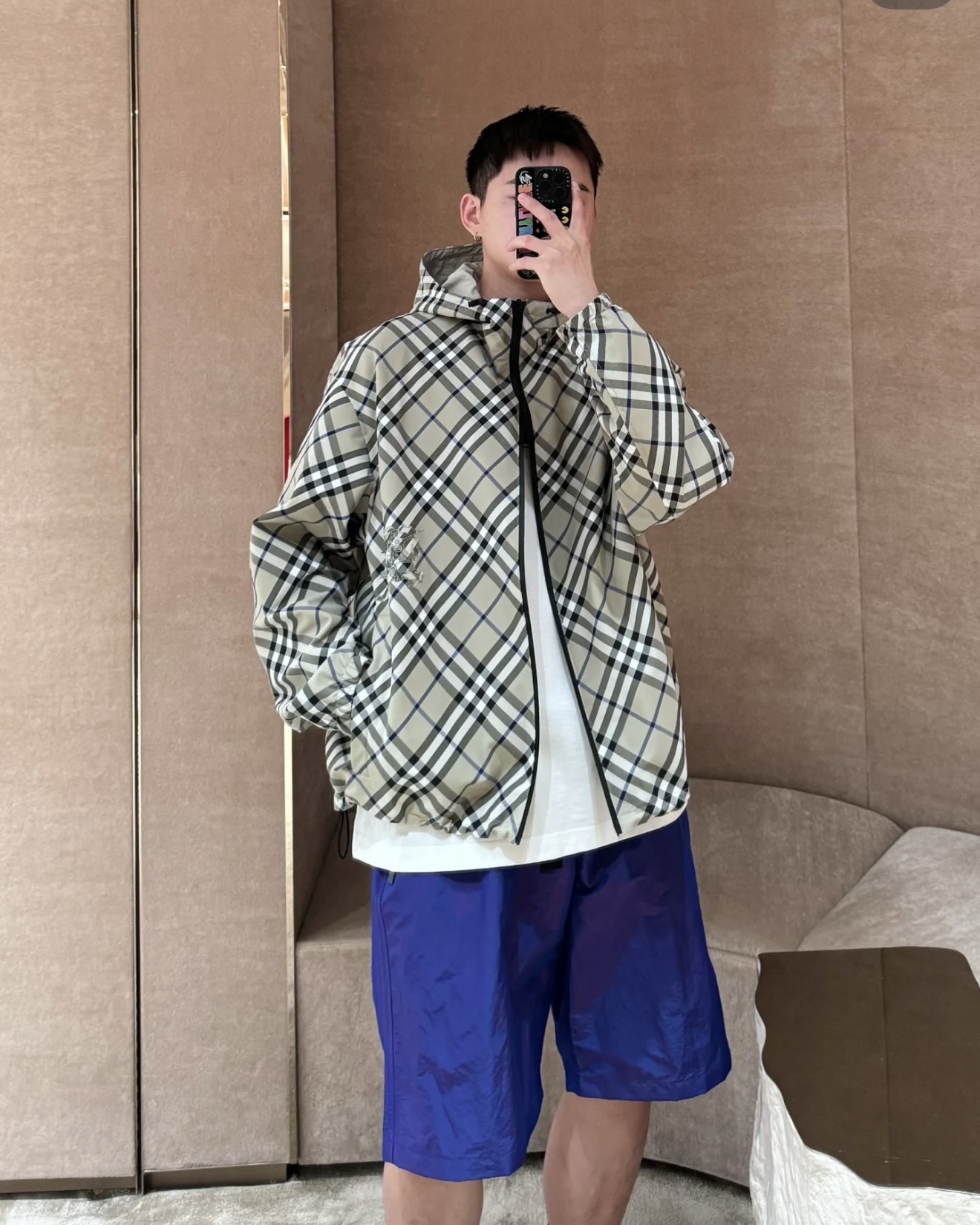🅱️Bur新品 双面两穿格纹外套，男女同款双面穿格纹宽松版型，采用再生67%聚酯纤维纱线33%棉质制成的