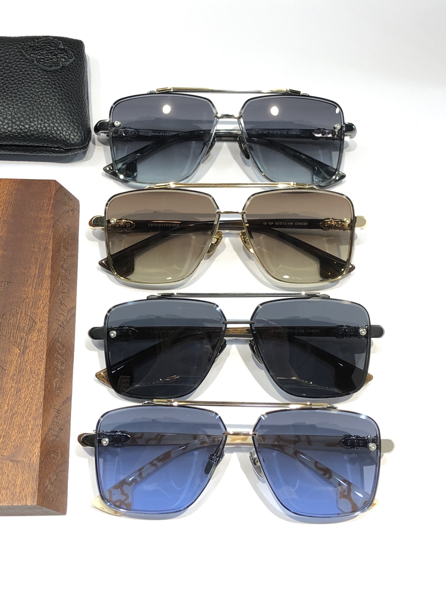  NEW 轻奢款 重量级新品墨镜🕶️
硬汉方型设计 CHROME HEART CH8239
SIZE：6