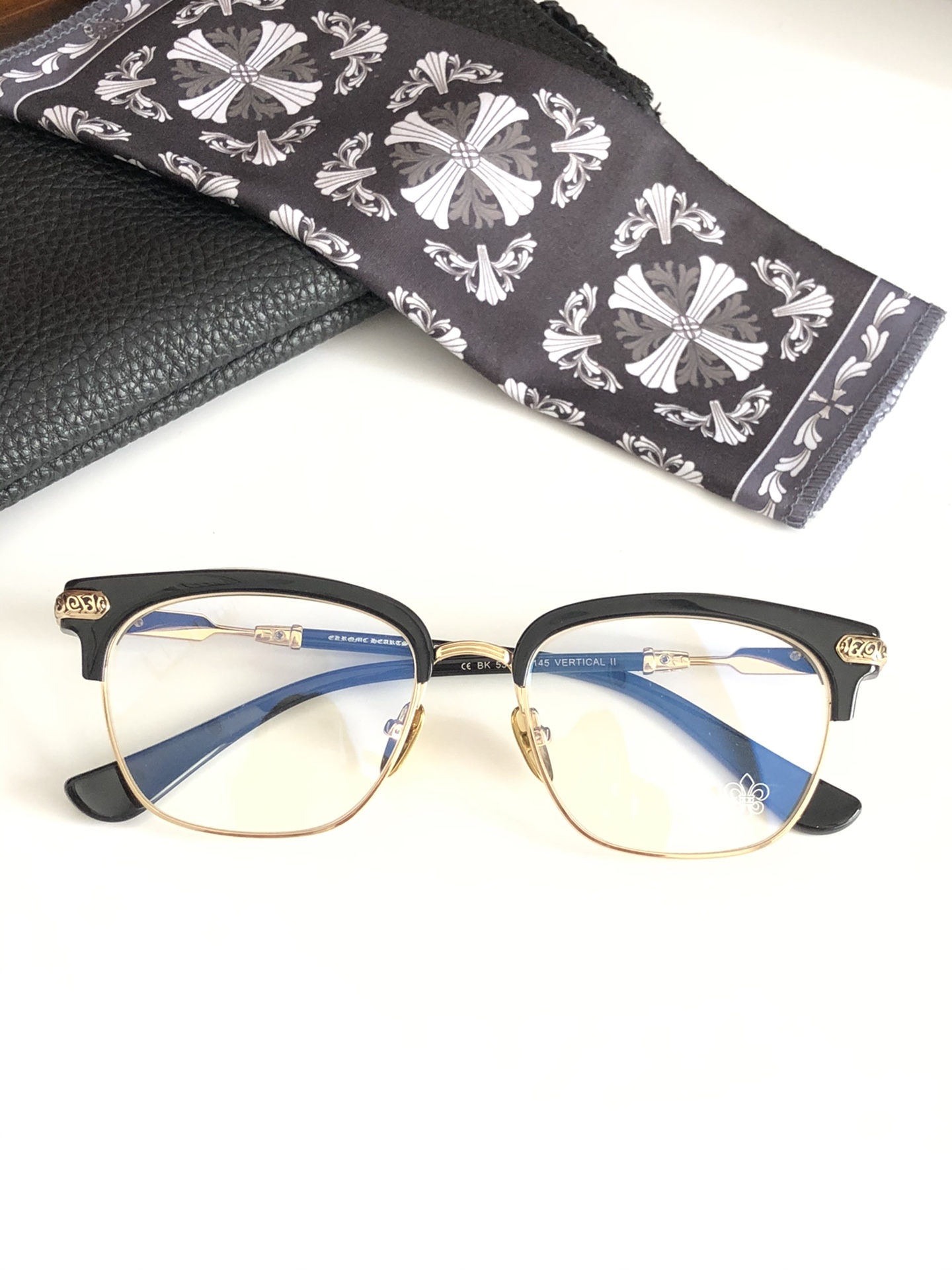  CHROME HEART🔱🔱🔱官网同步新款VERTICALII SIZE：53-19-145
