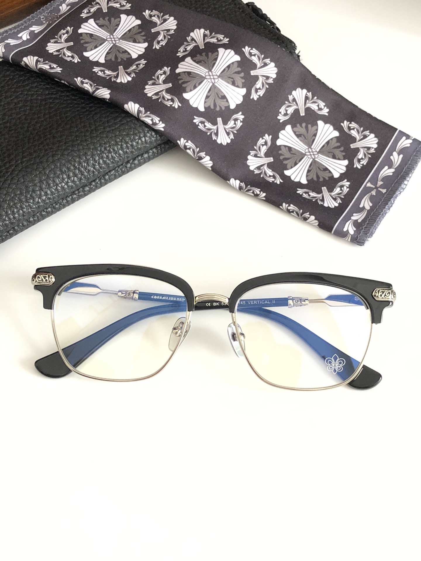  CHROME HEART🔱🔱🔱官网同步新款VERTICALII SIZE：53-19-145
