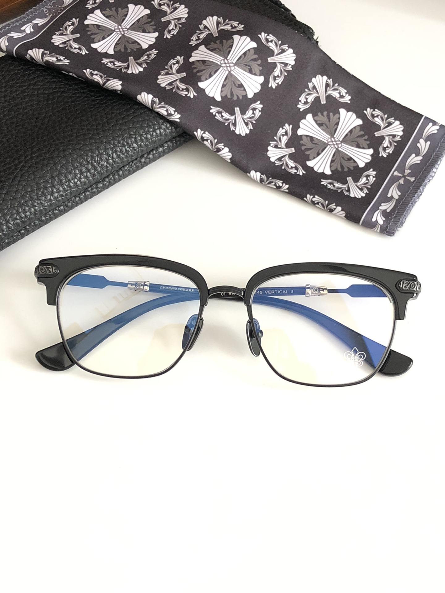  CHROME HEART🔱🔱🔱官网同步新款VERTICALII SIZE：53-19-145
