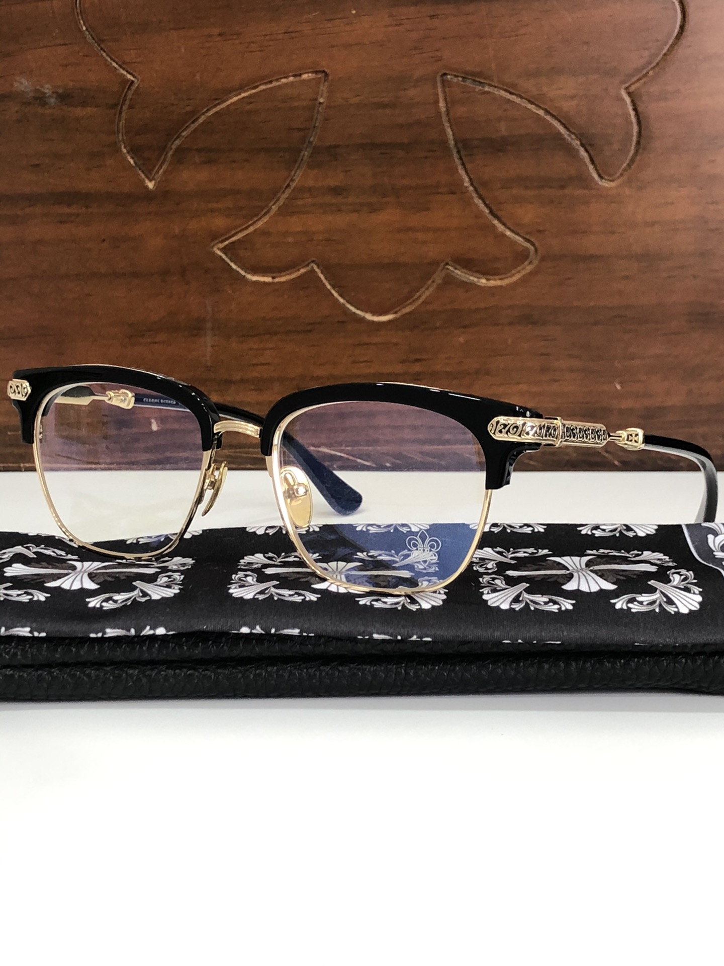  CHROME HEART🔱🔱🔱官网同步新款VERTICALII SIZE：53-19-145
