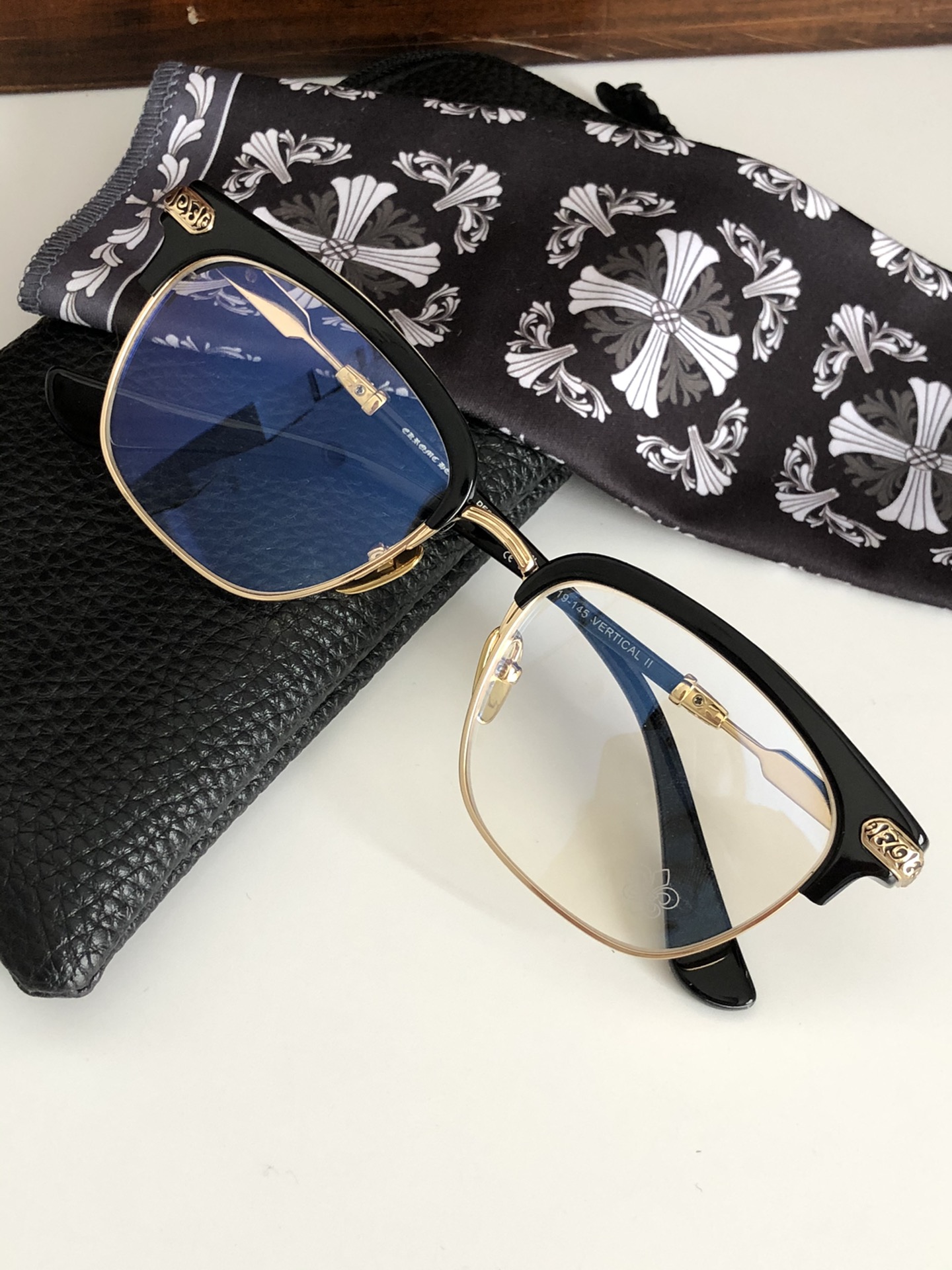  CHROME HEART🔱🔱🔱官网同步新款VERTICALII SIZE：53-19-145
