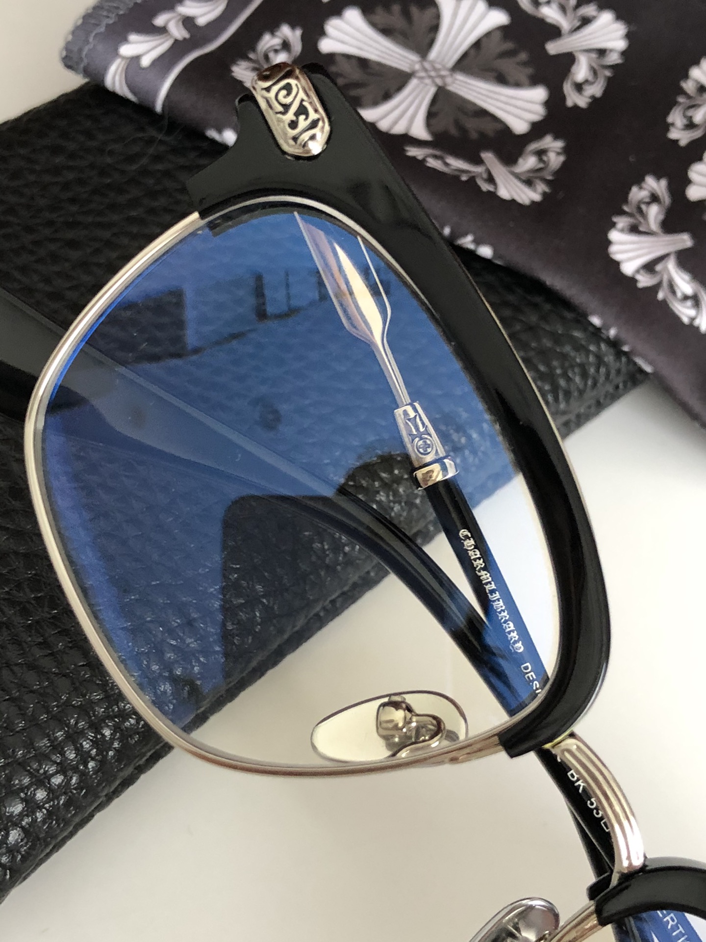  CHROME HEART🔱🔱🔱官网同步新款VERTICALII SIZE：53-19-145
