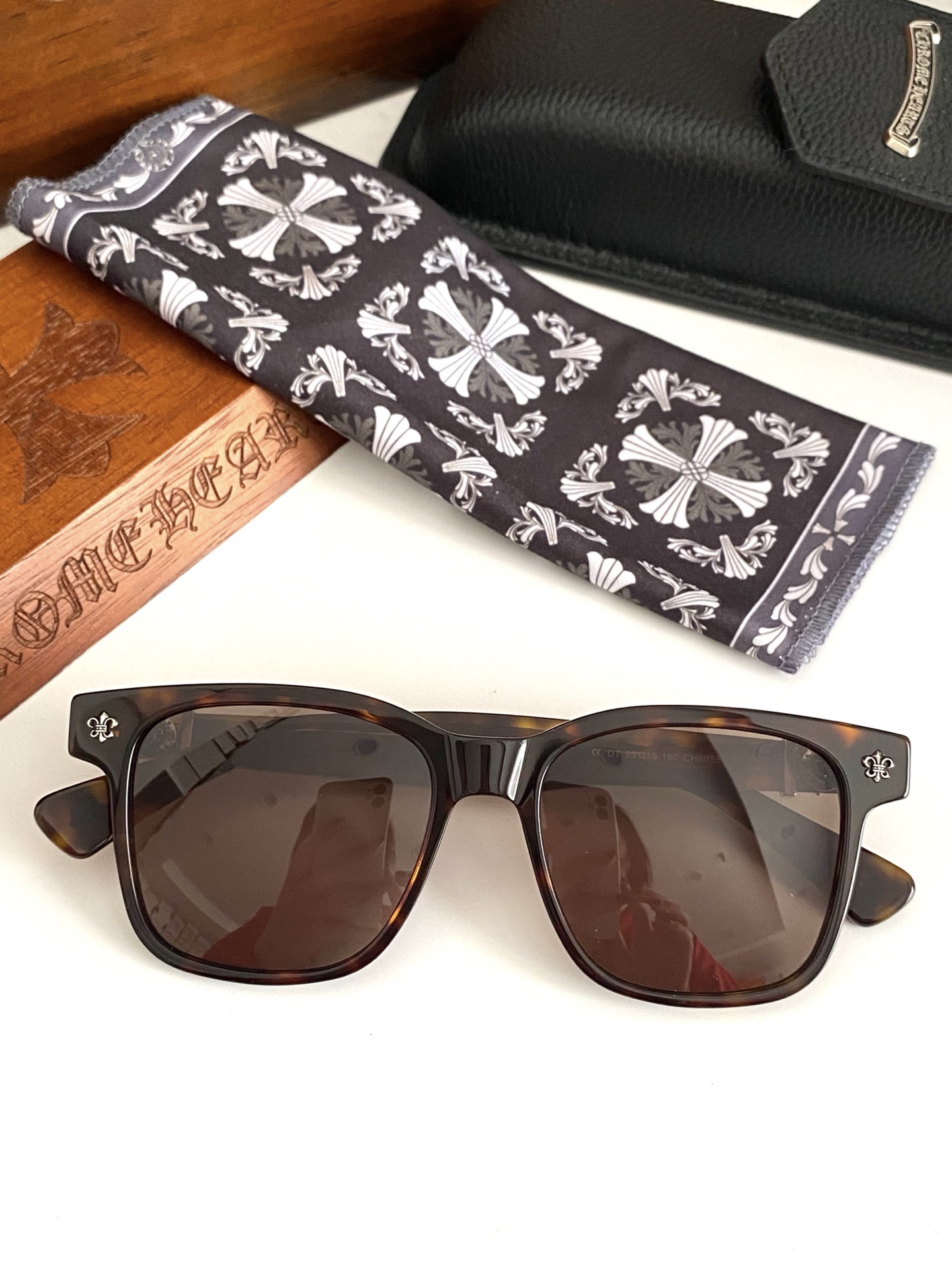 新款太阳镜🕶️CHROME HEART男女都🉑️ 瘦脸神器 CH8055SIZE:55-18-150