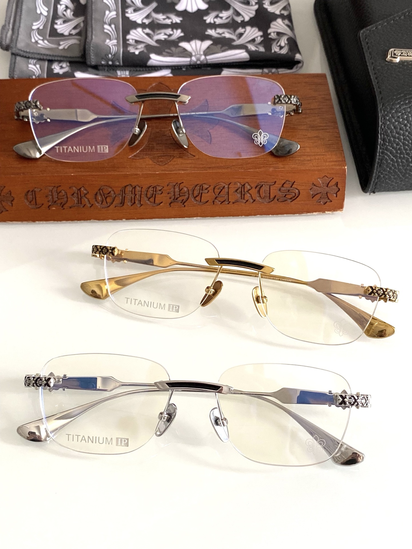 精品高档 无边钛架〰️TITANIUMCHROME HEARTCH8326 SIZE：53-18-146