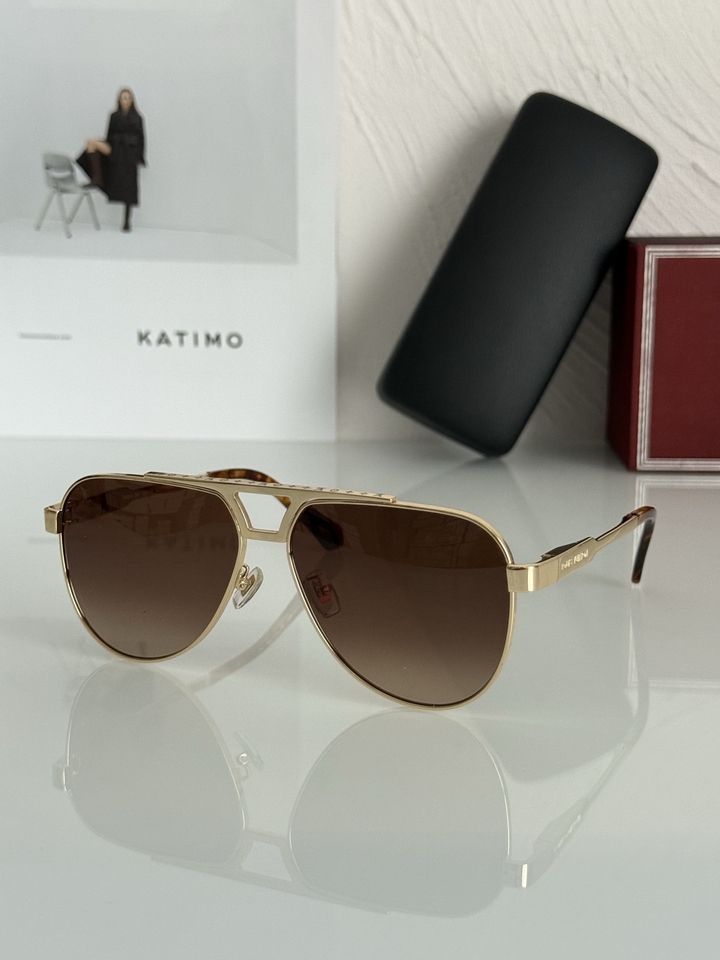  LOUIS VUITTO* 
MODEL：Z1586E 
SIZE：58口15-145
