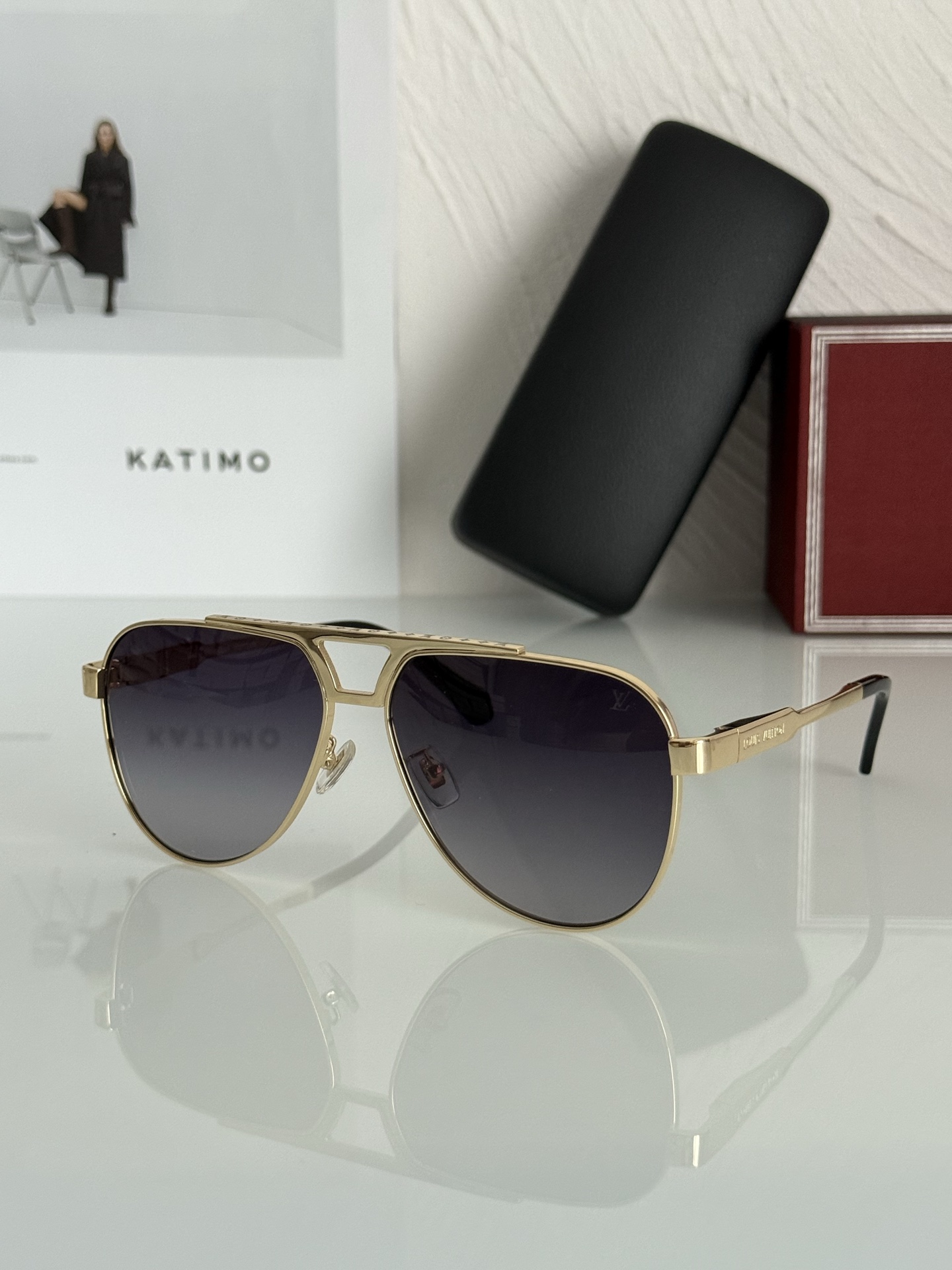  LOUIS VUITTO* 
MODEL：Z1586E 
SIZE：58口15-145
