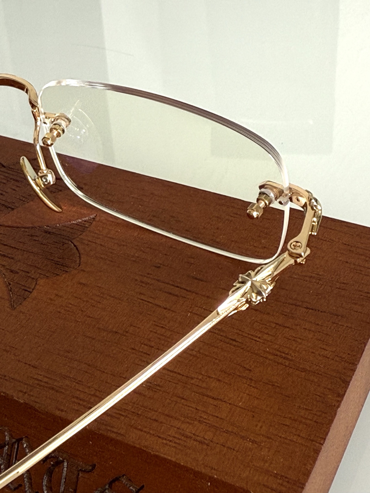 清冷系〰️王一博最新佩戴 CHROME HEARTSINNERGASMSIZE：55-20-145