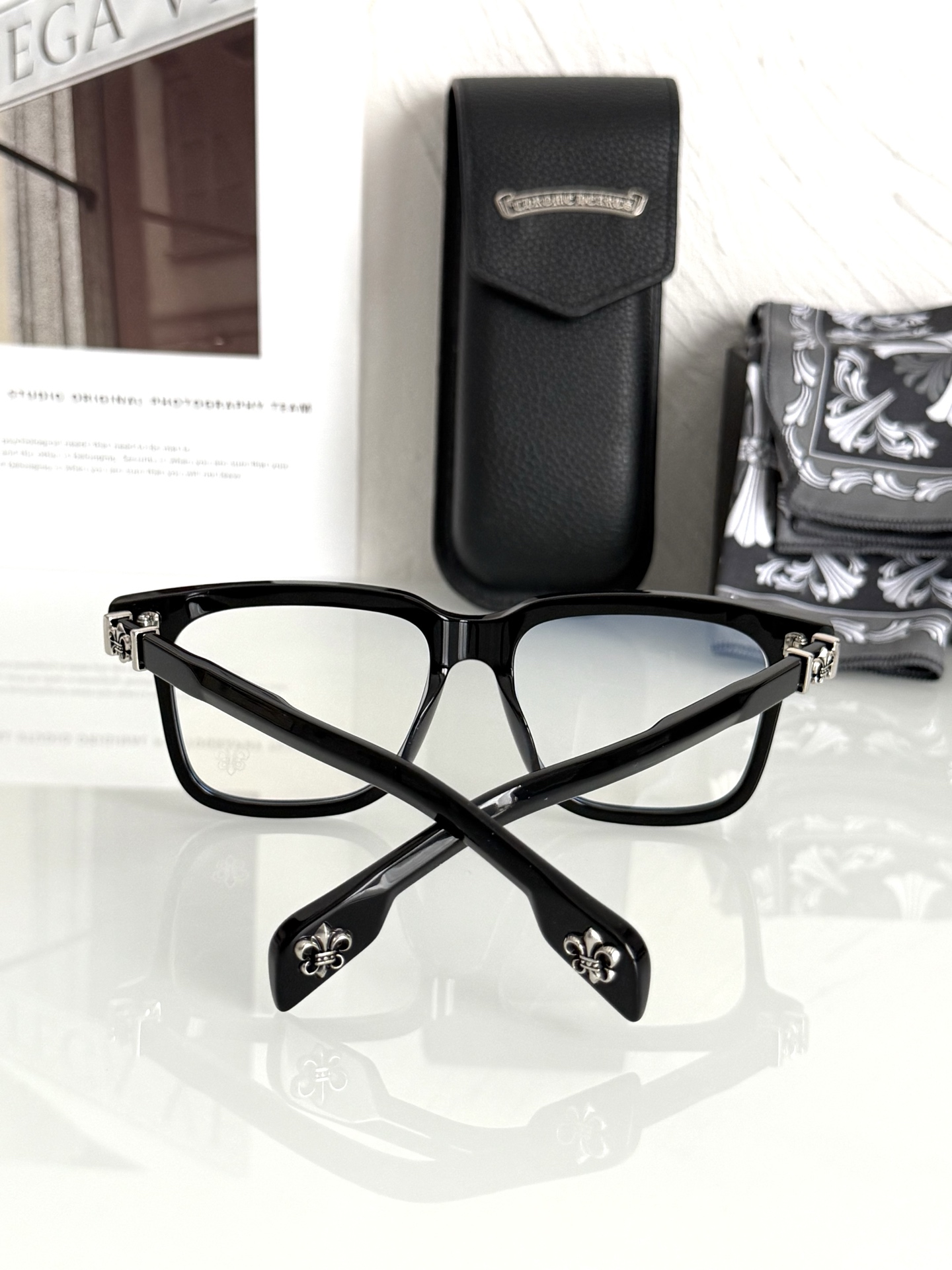 新款首发 厚料进口板材 纯手工打造CHROME HEART 大框大尺寸复古风童军花镶嵌 精雕立体LOGO