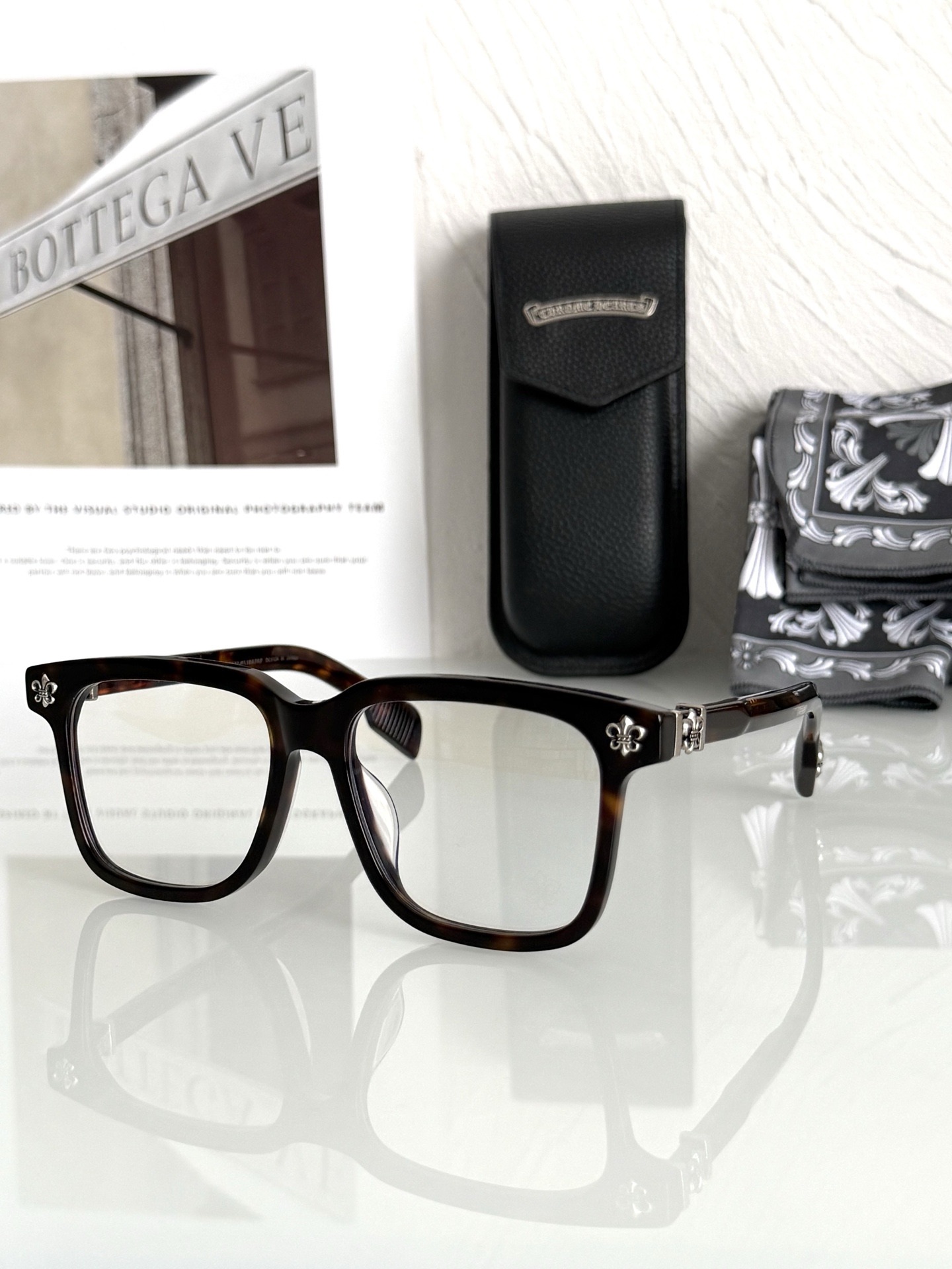 新款首发 厚料进口板材 纯手工打造CHROME HEART 大框大尺寸复古风童军花镶嵌 精雕立体LOGO