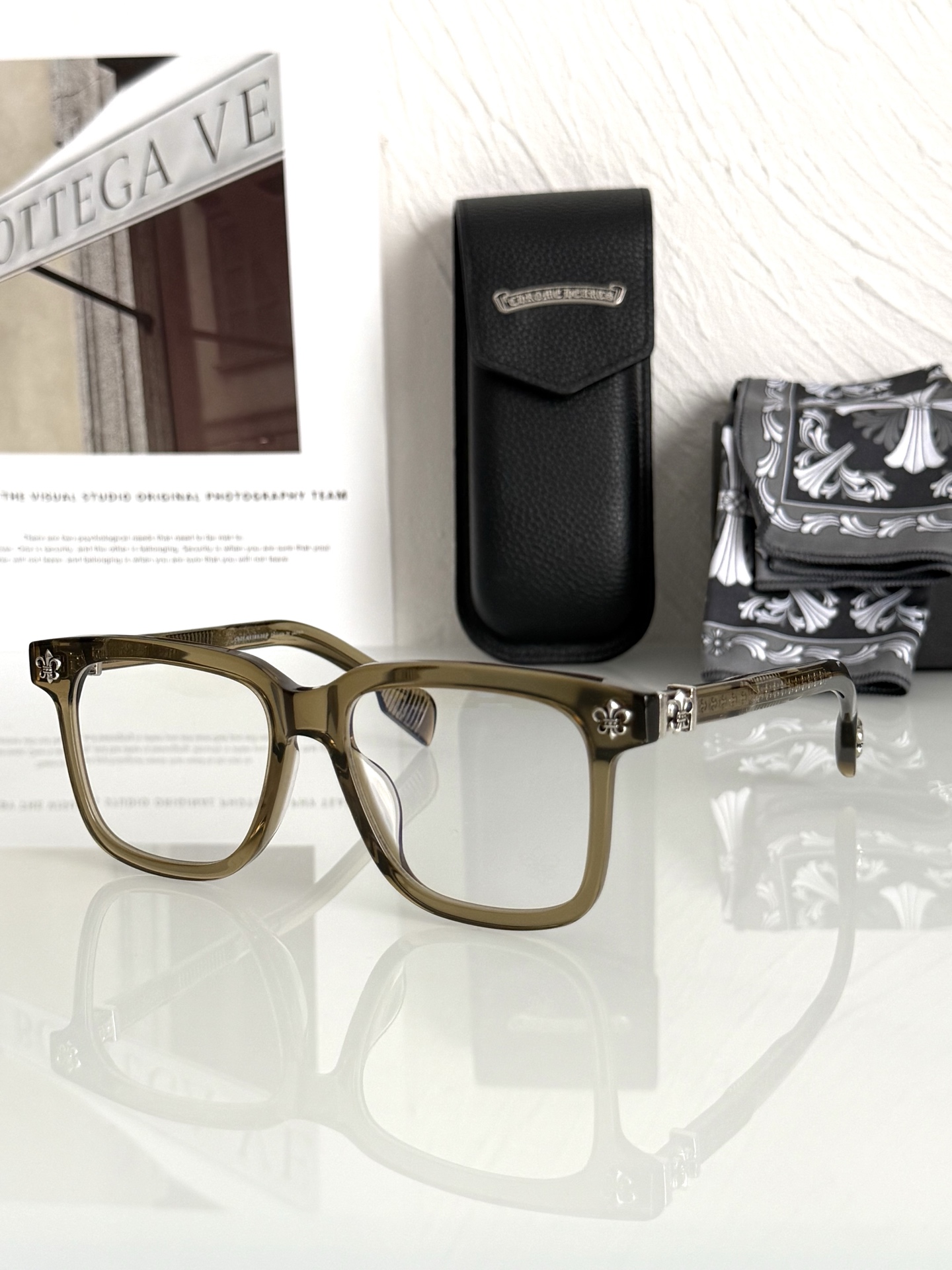 新款首发 厚料进口板材 纯手工打造CHROME HEART 大框大尺寸复古风童军花镶嵌 精雕立体LOGO