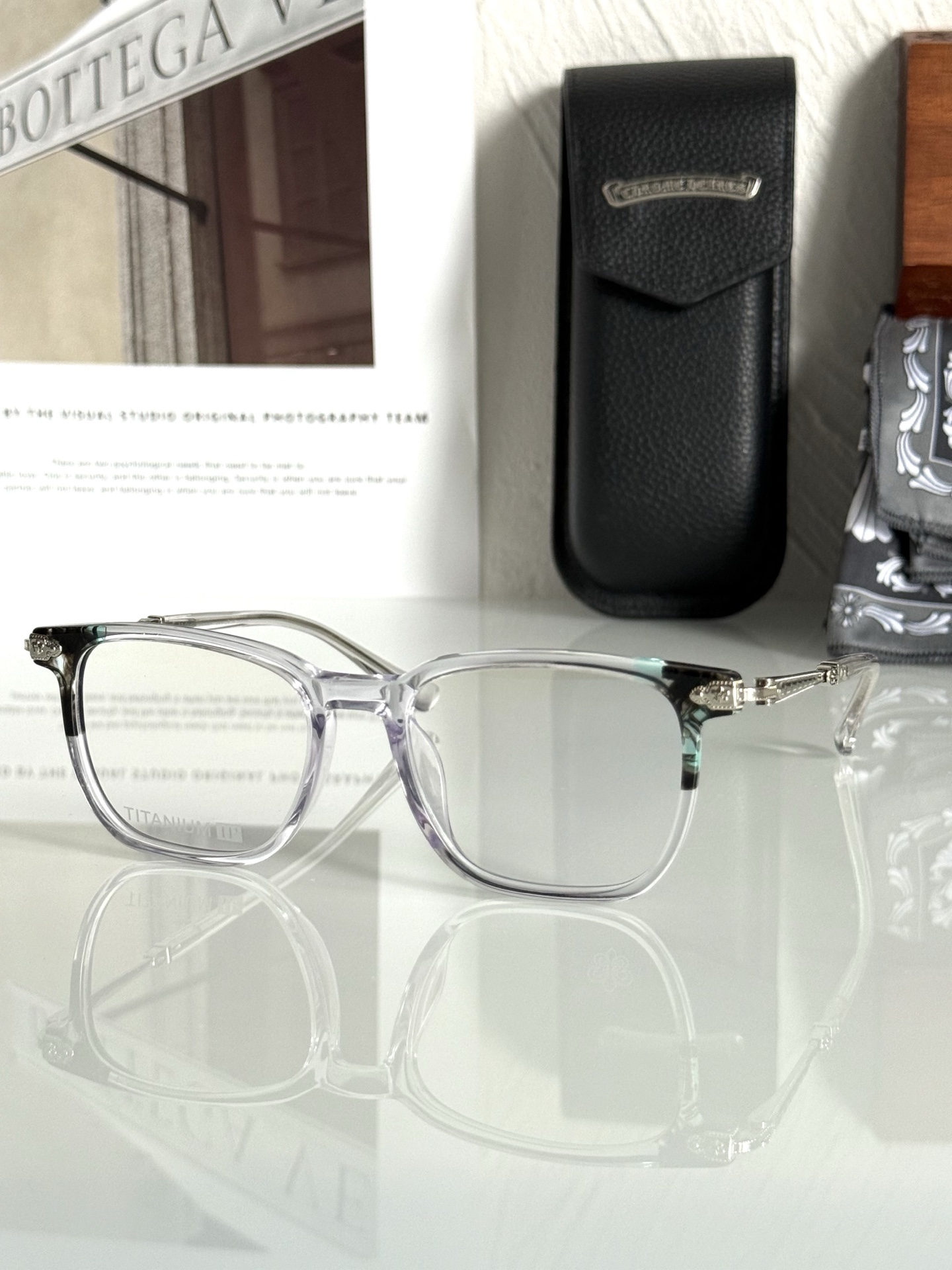 新款 CHROME HEART钛➕立体薄板材佩戴轻盈舒适又有质感！CH8082SIZE：51-17-14