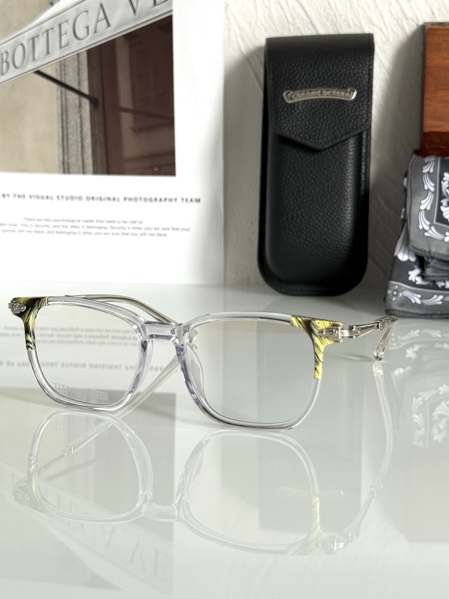 新款 CHROME HEART钛➕立体薄板材佩戴轻盈舒适又有质感！CH8082SIZE：51-17-14