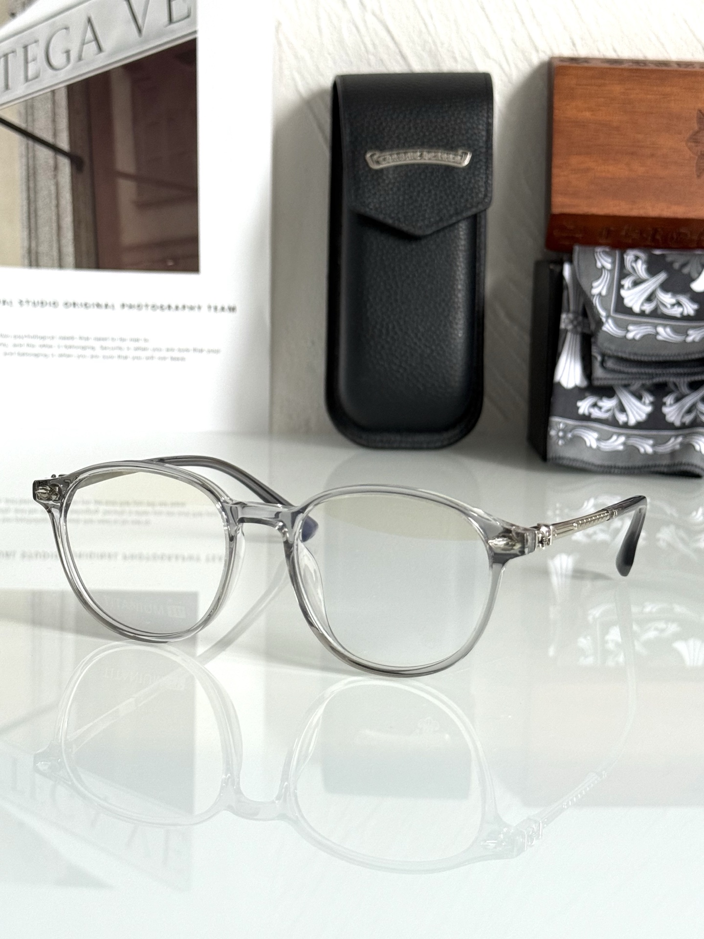 CHROME HEART 闪钻立体薄板材➕纯钛高质感佩戴舒适 时尚优雅气质 CH8135 SIZE:52