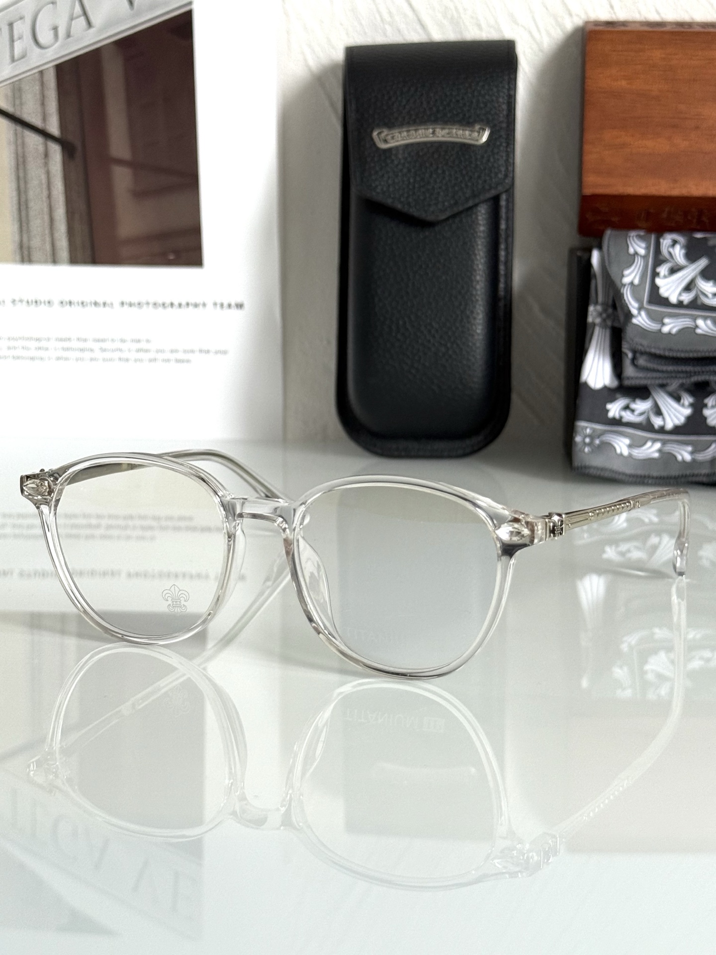 CHROME HEART 闪钻立体薄板材➕纯钛高质感佩戴舒适 时尚优雅气质 CH8135 SIZE:52