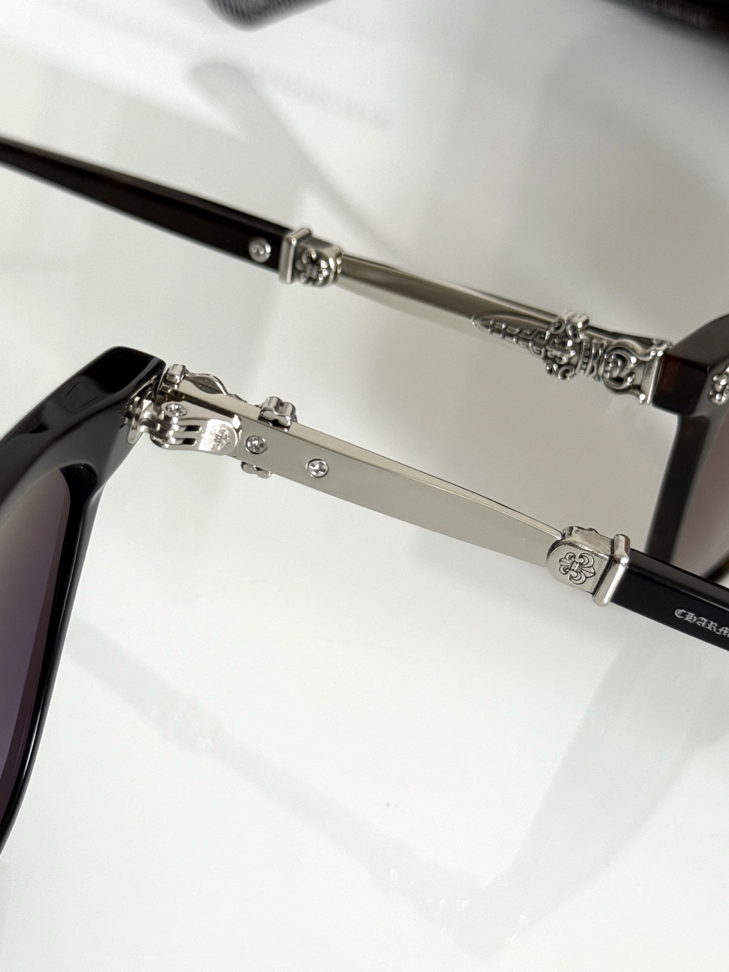 新品墨镜CHROME HEART ❤️ 钛！BRA-GILE SIZE:52-19-156