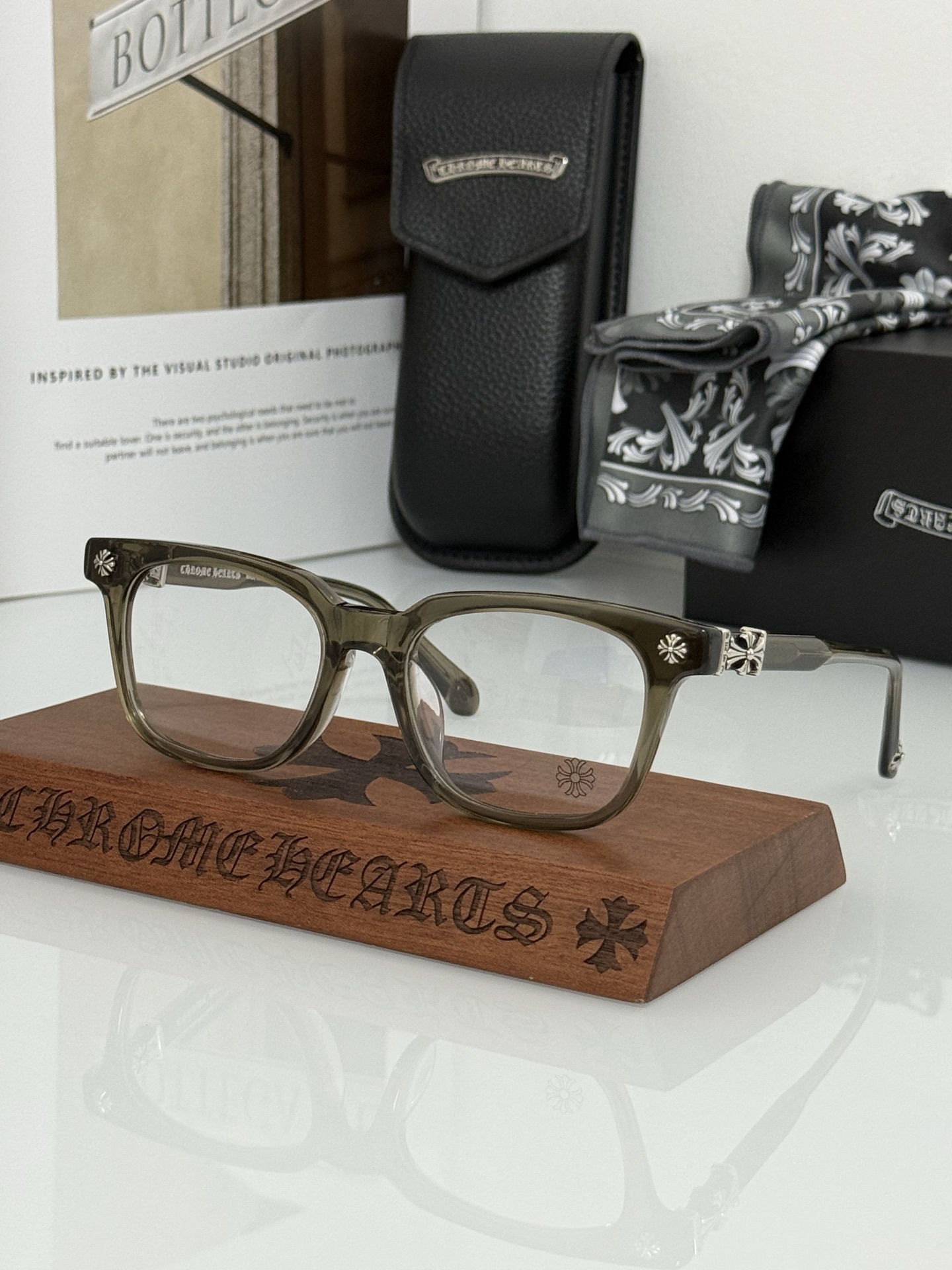 ToP quality 经典复古大框CHROME HEART 高版本 镭射精雕刻字 每副都有独立编码CO