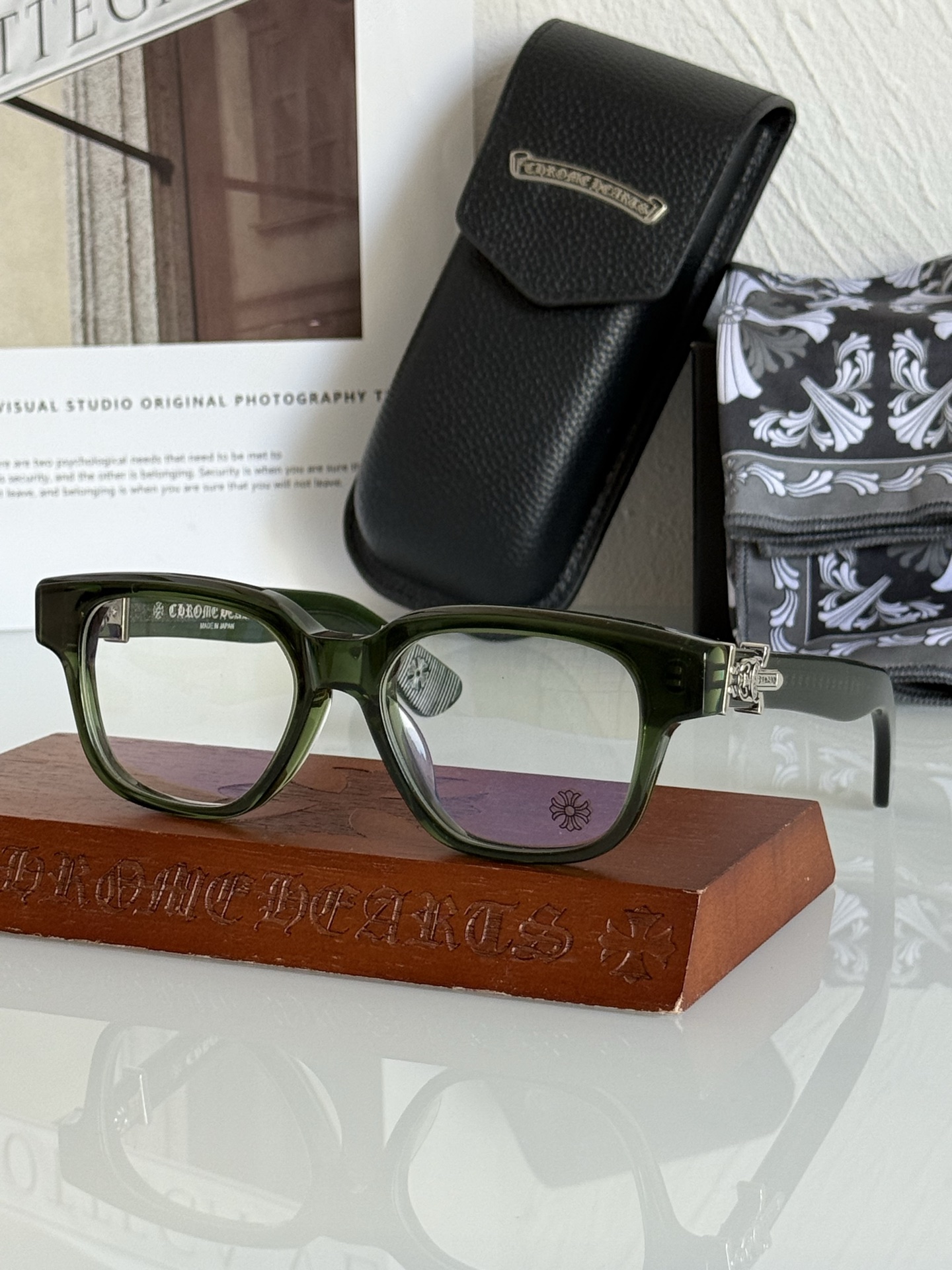 顶级原版定制款！每副都有独立编码 CHROME HEART 高奢系列 眼镜界艺术精品 意大利厚料精工制作